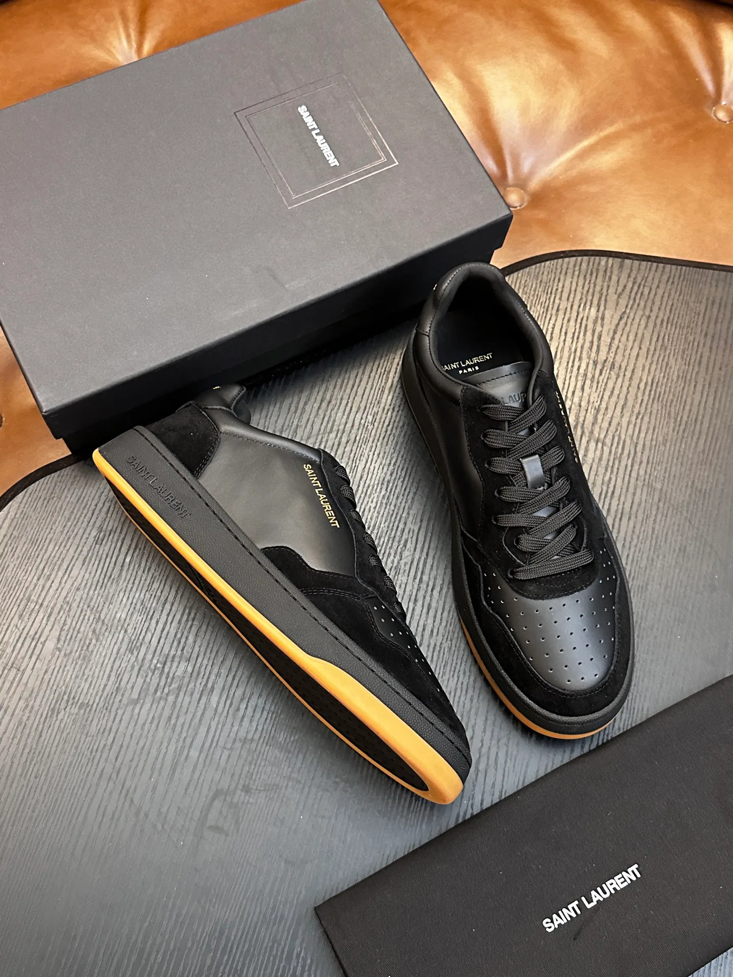 Women's Sneakers SAINT LAURENT 17733032