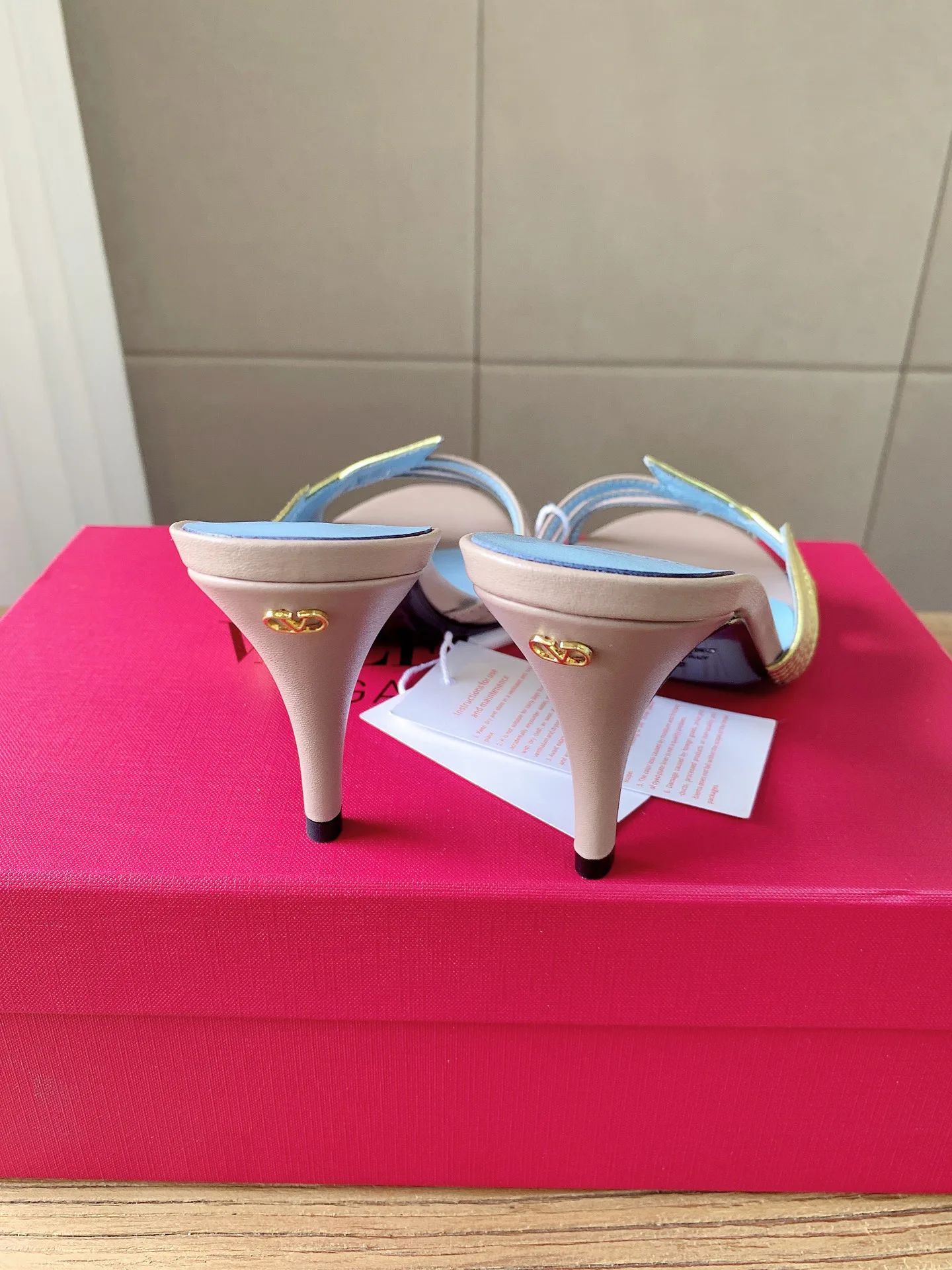 Women's Heels VALENTINO 16942002