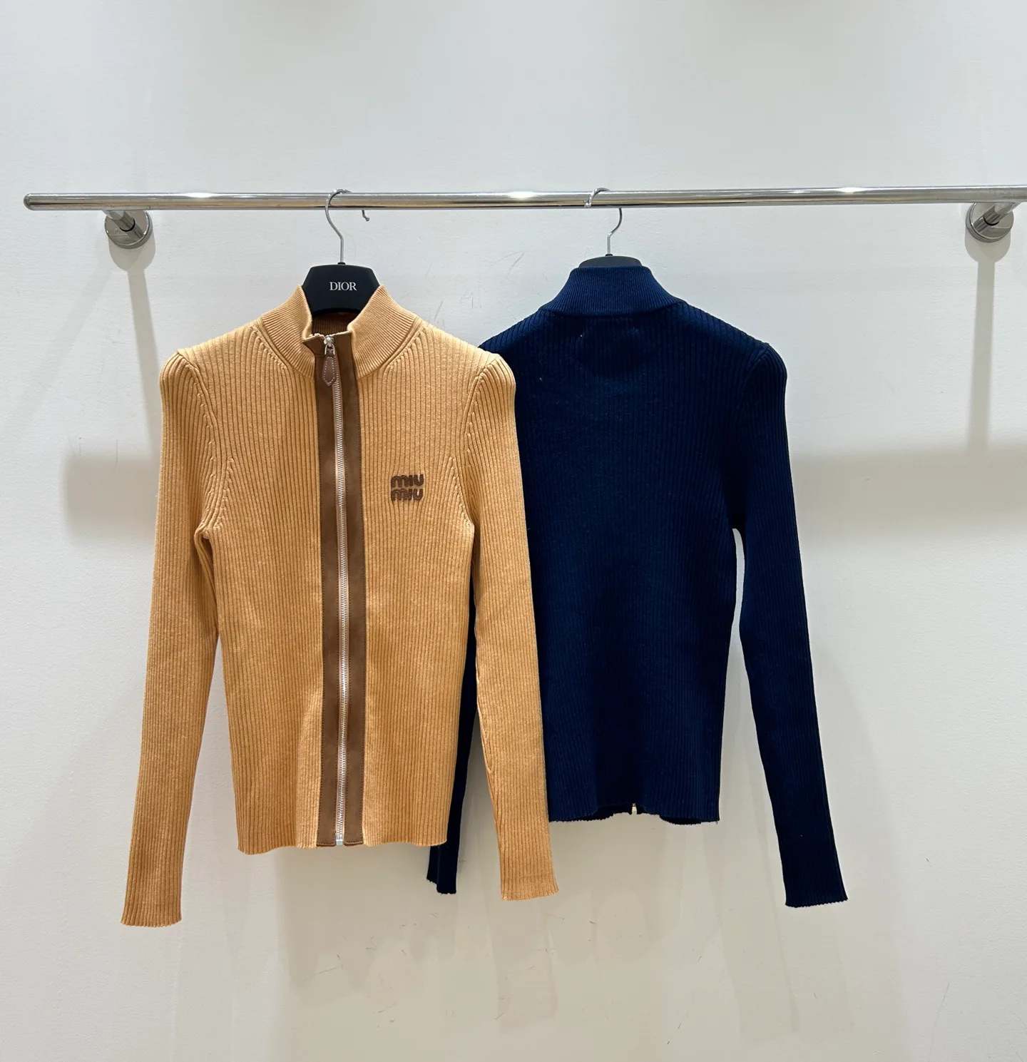 Women's Jumpers And Sweaters MIU MIU 18097025