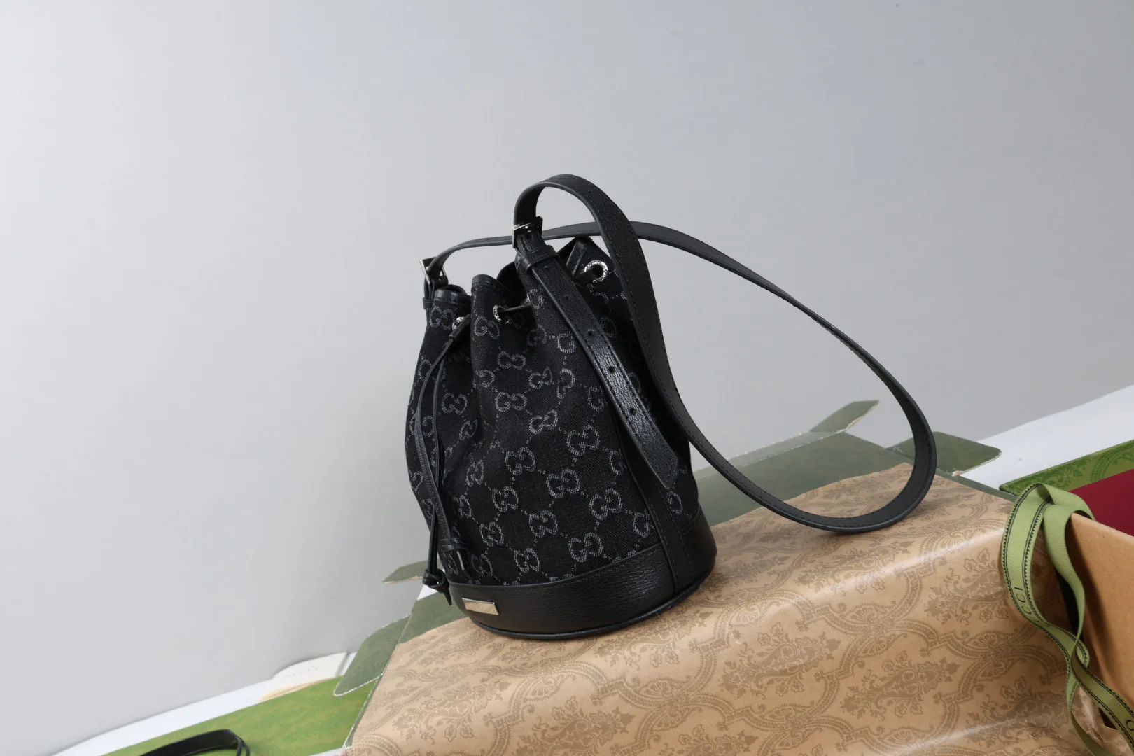 Women's Classic Handbags GUCCI 18065455