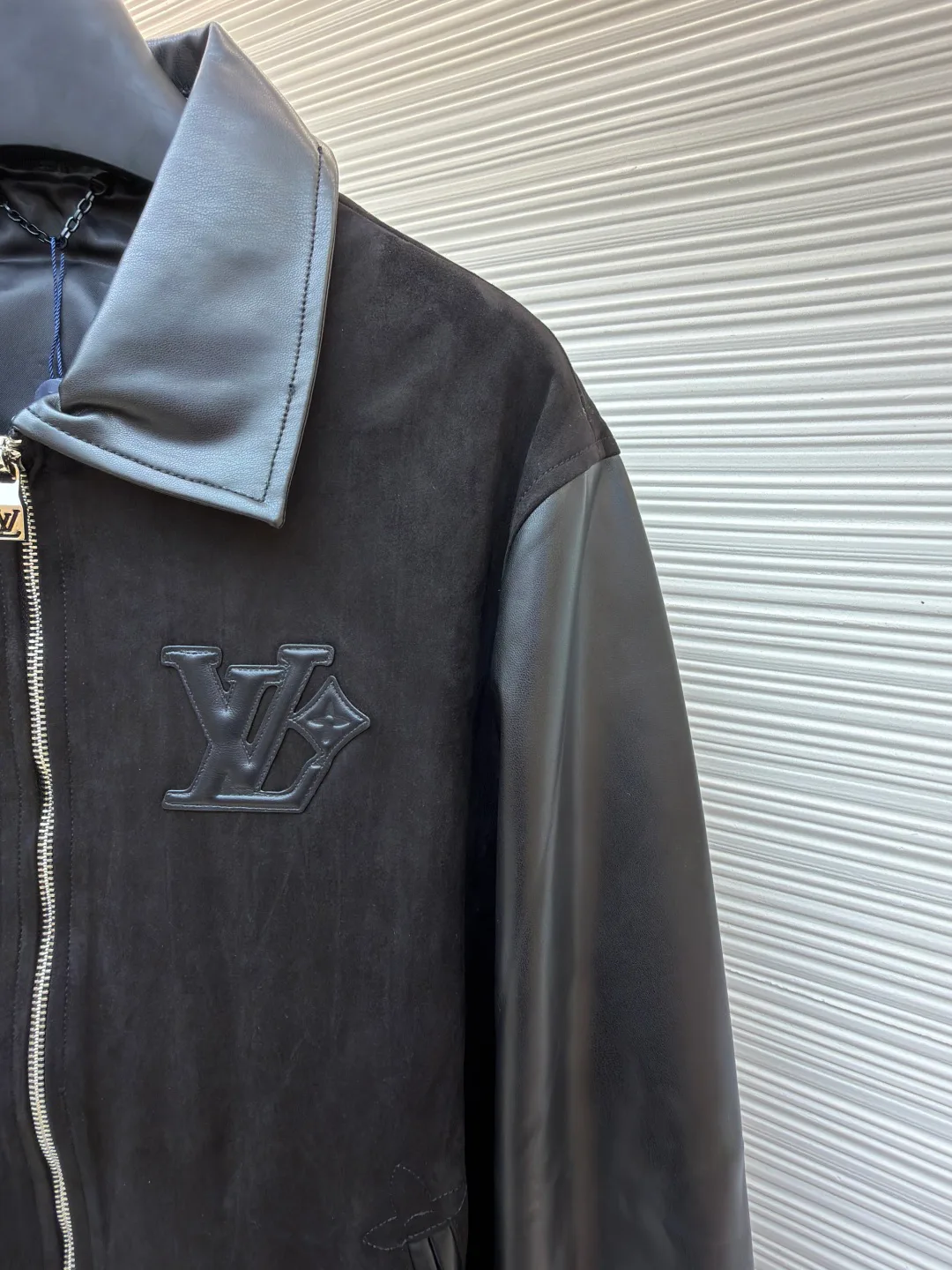 Men's Jackets And Down Jackets LOUIS VUITTON 18153839
