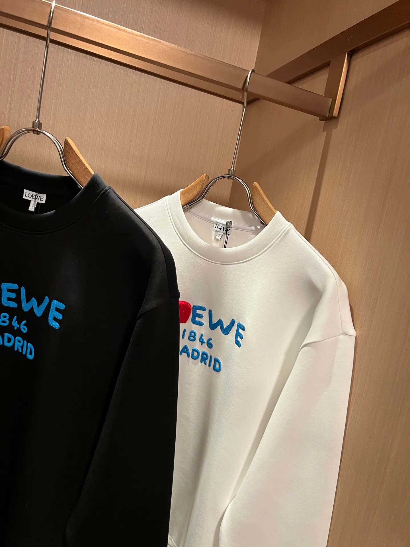 Men's Sweatshirts And Hoodies LOEWE 18080899