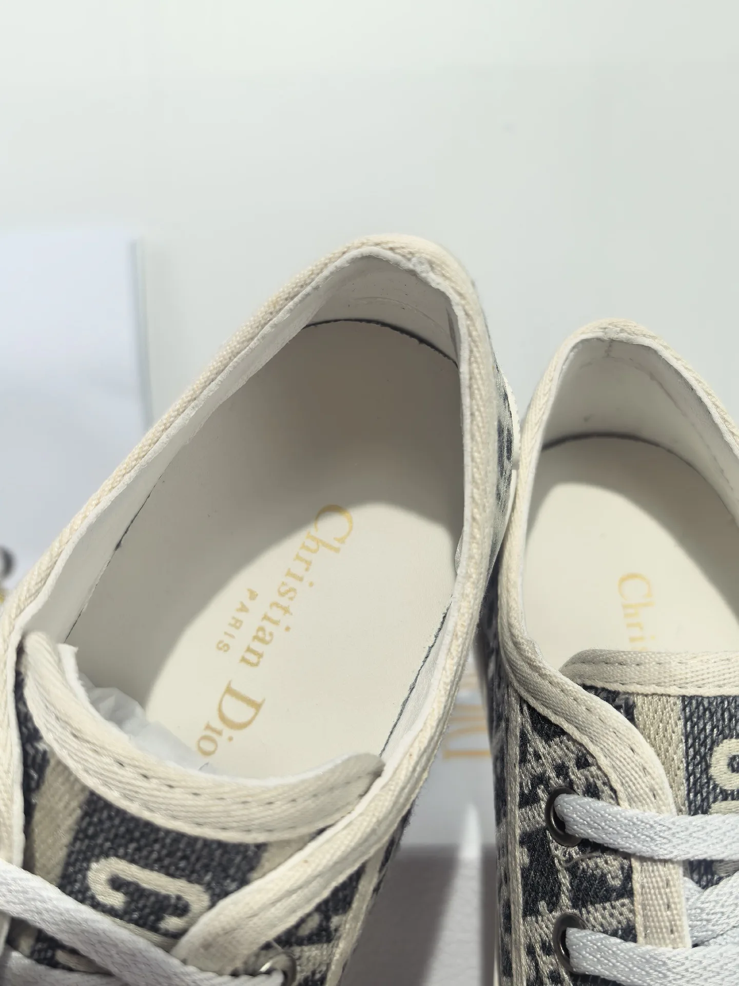 Women's Sneakers CHRISTIAN DIOR 17988672