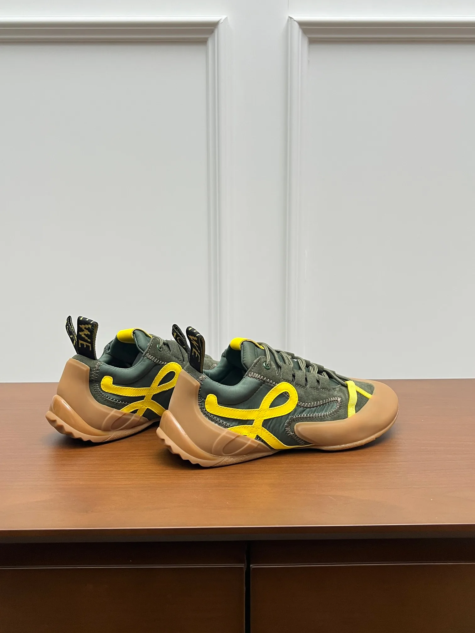 Men's Sneakers LOEWE 17796884