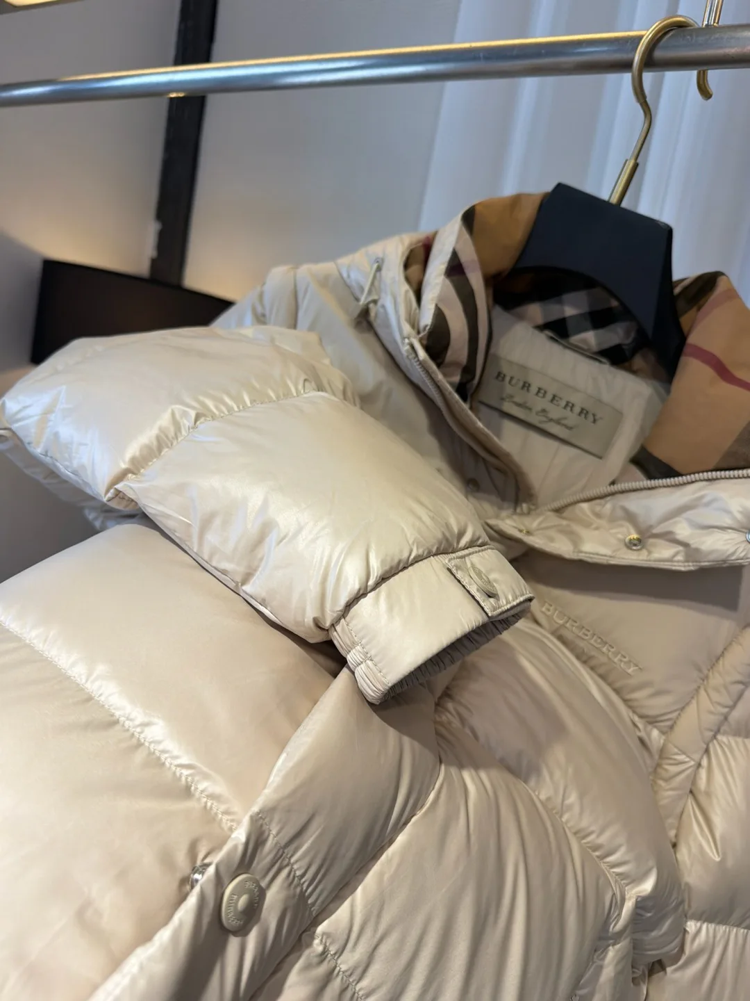 Men's Jackets And Down Jackets BURBERRY 18470663