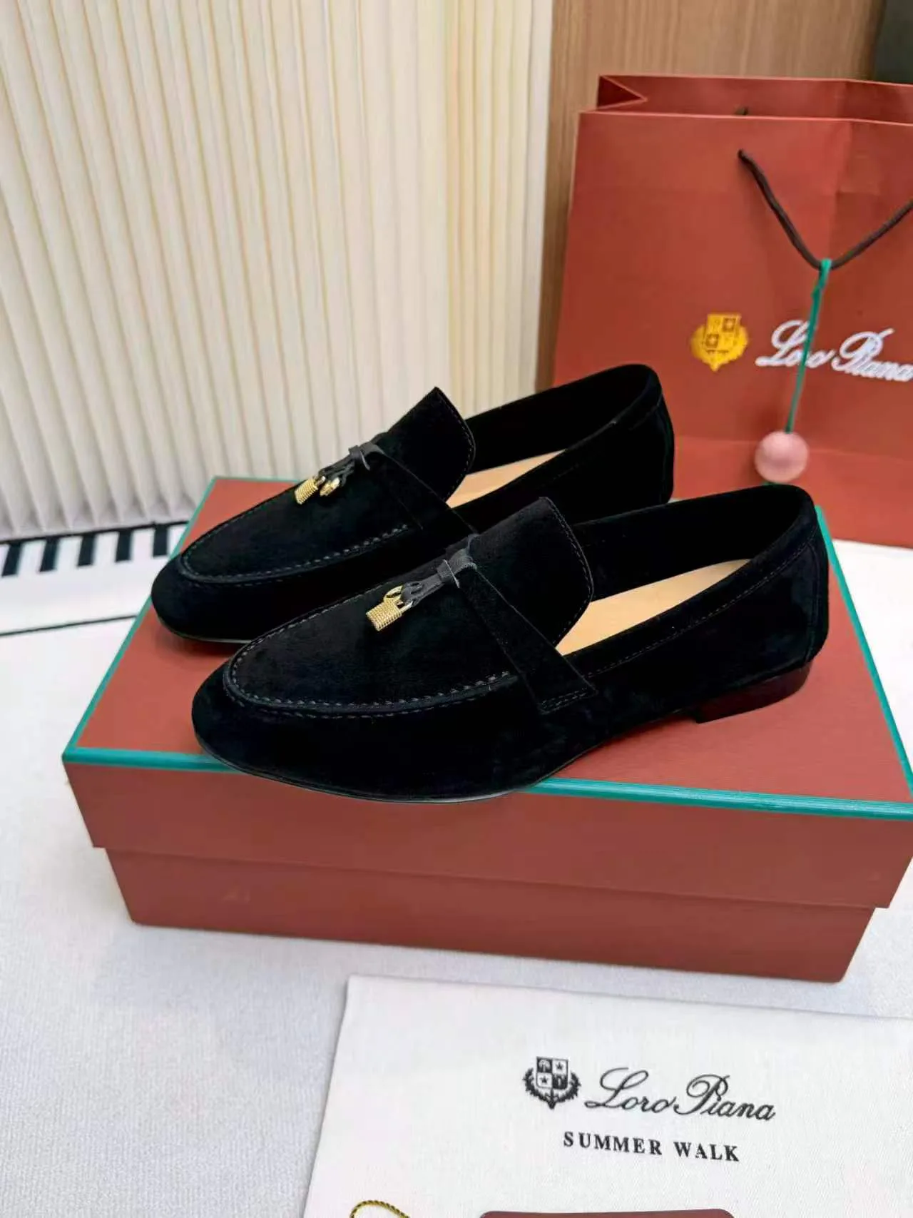 Women's Loafers And Moccasins LORO PIANA 17957154