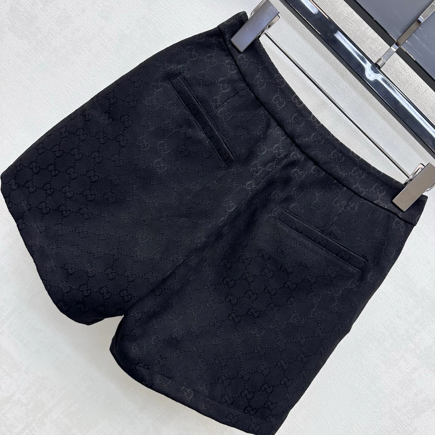 Women's Shorts GUCCI 18023268