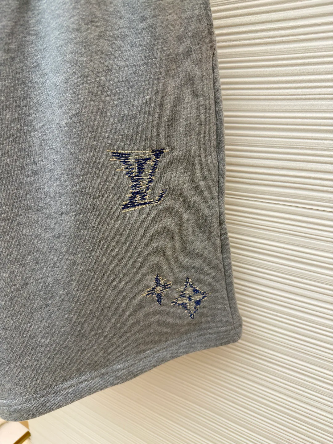 Men's Shorts LOUIS VUITTON 17572027