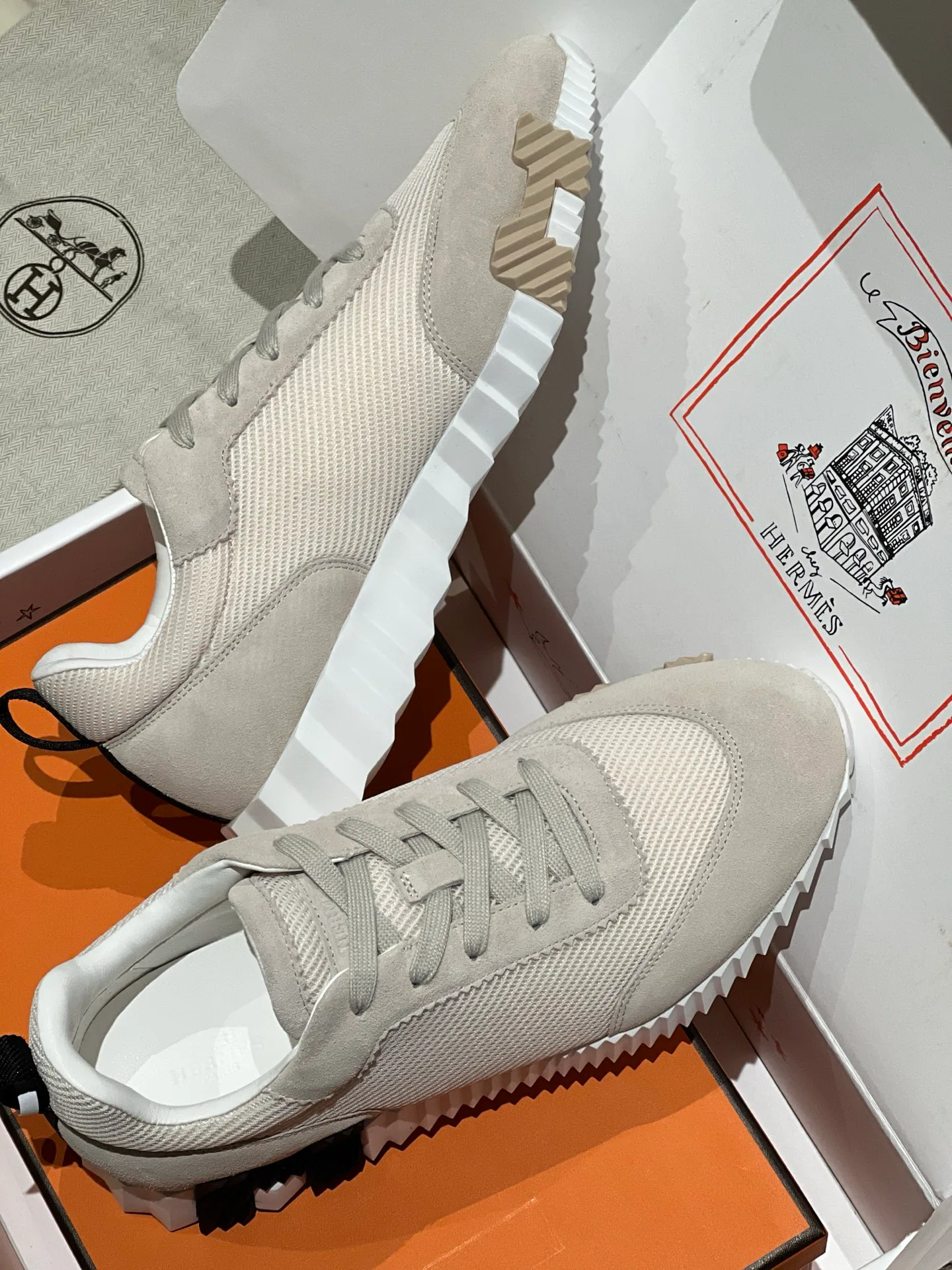 Women's Sneakers HERMES 18080308