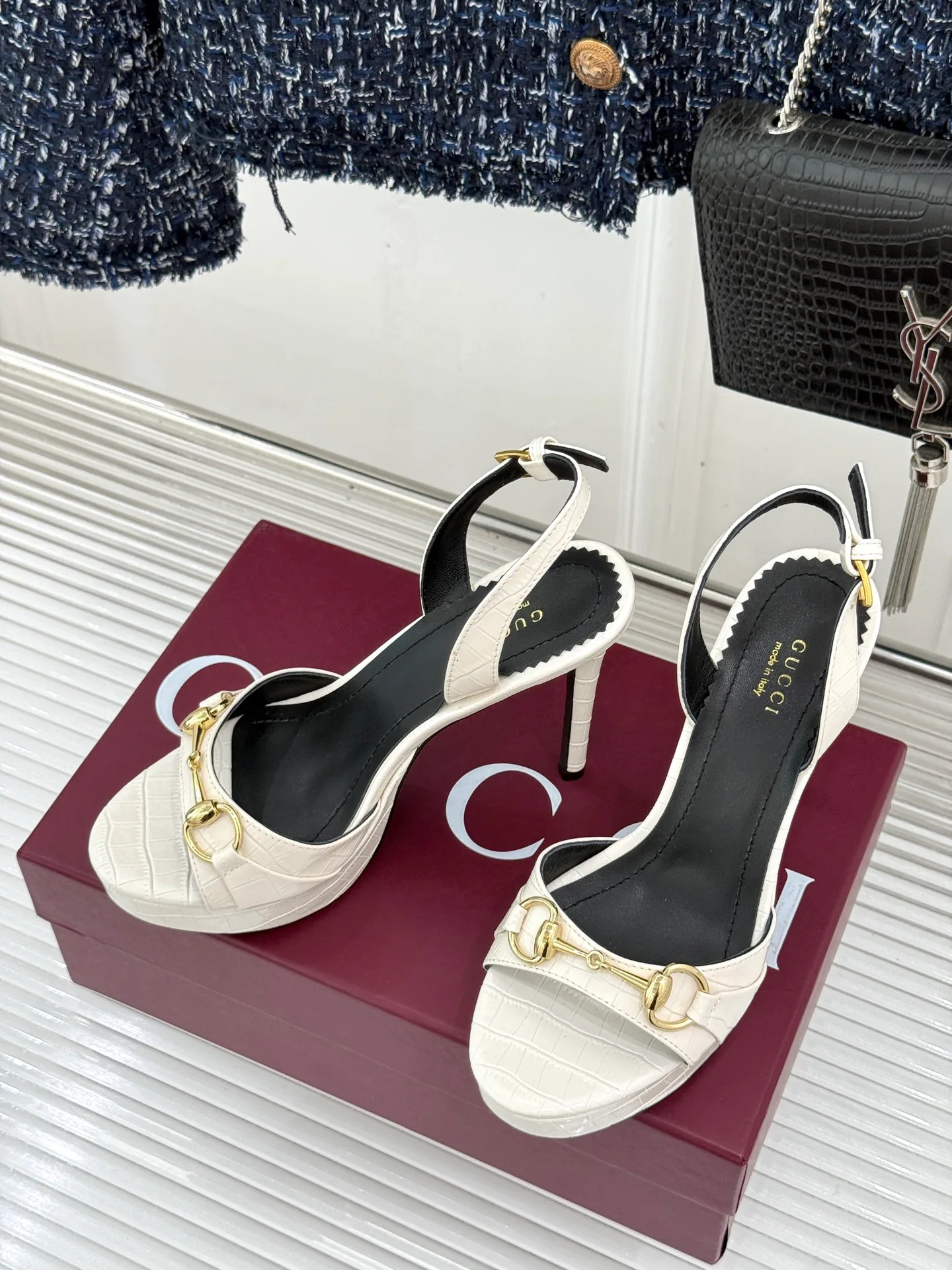 Women's Open-Toe Sandals GUCCI 17646530