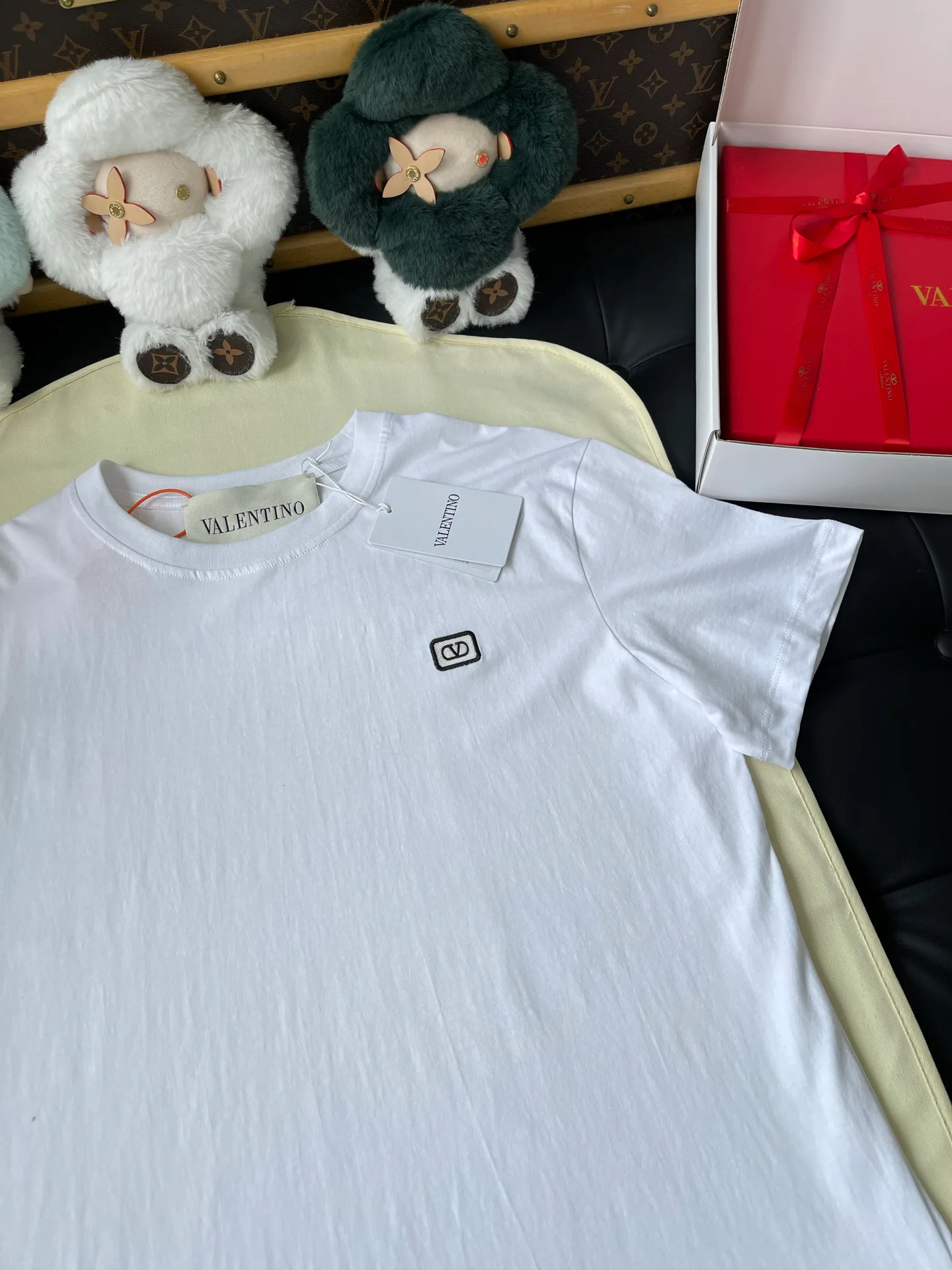 Women's T-Shirts VALENTINO 18191245