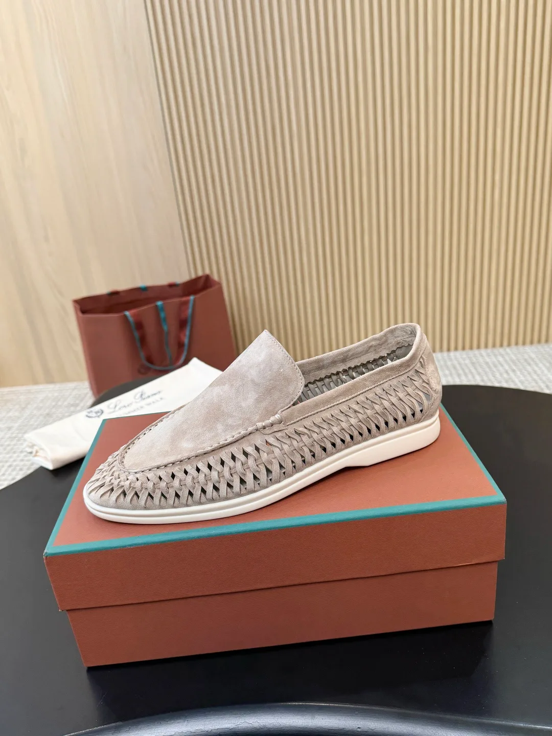 Women's Loafers And Moccasins LORO PIANA 18233088