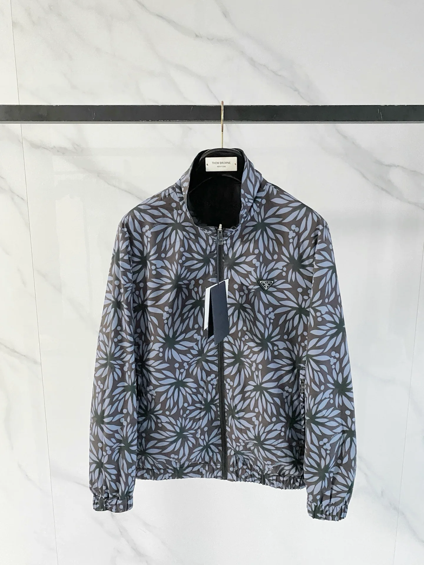Куртки И Пуховики Мужские Prada 18609315