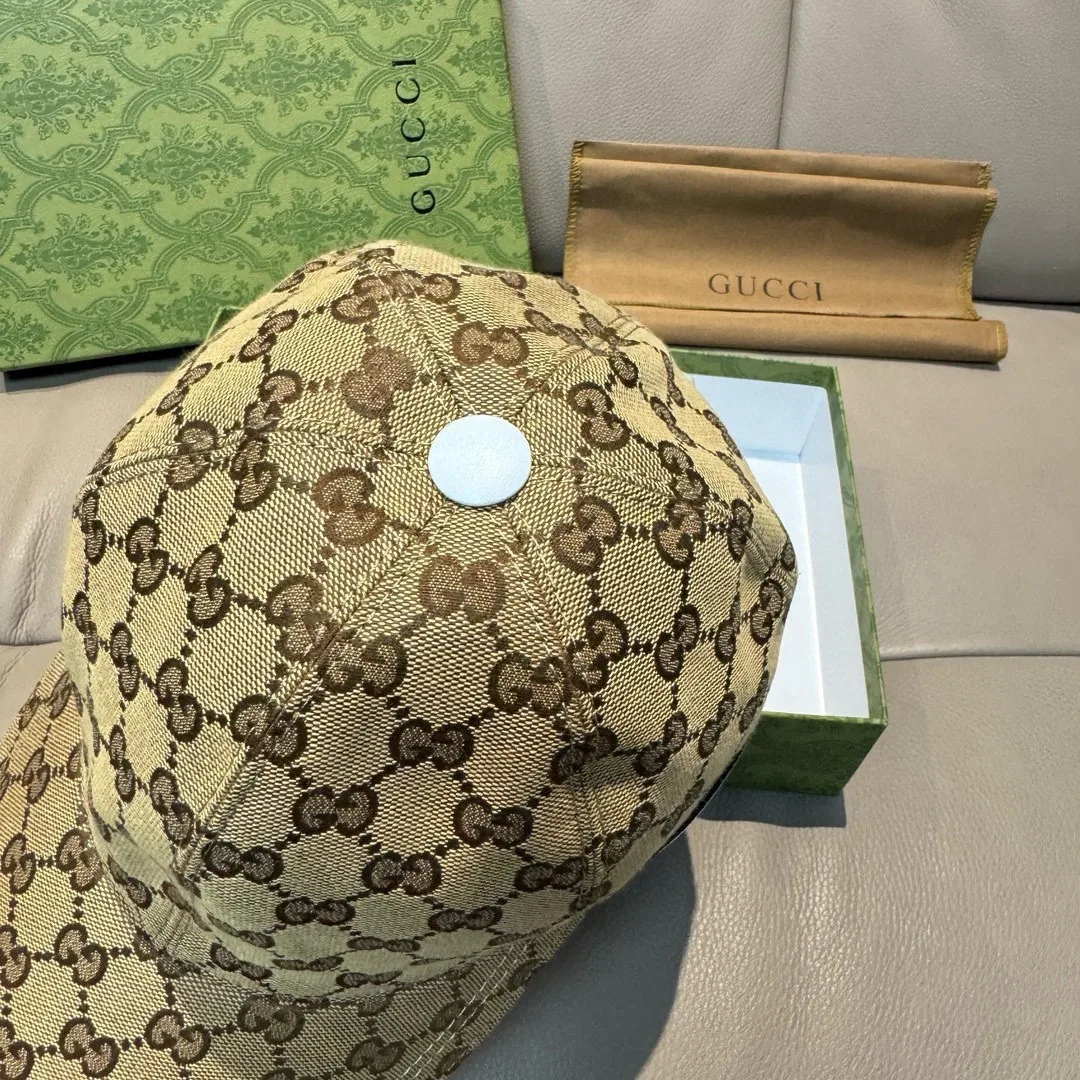 Hats GUCCI 18105289
