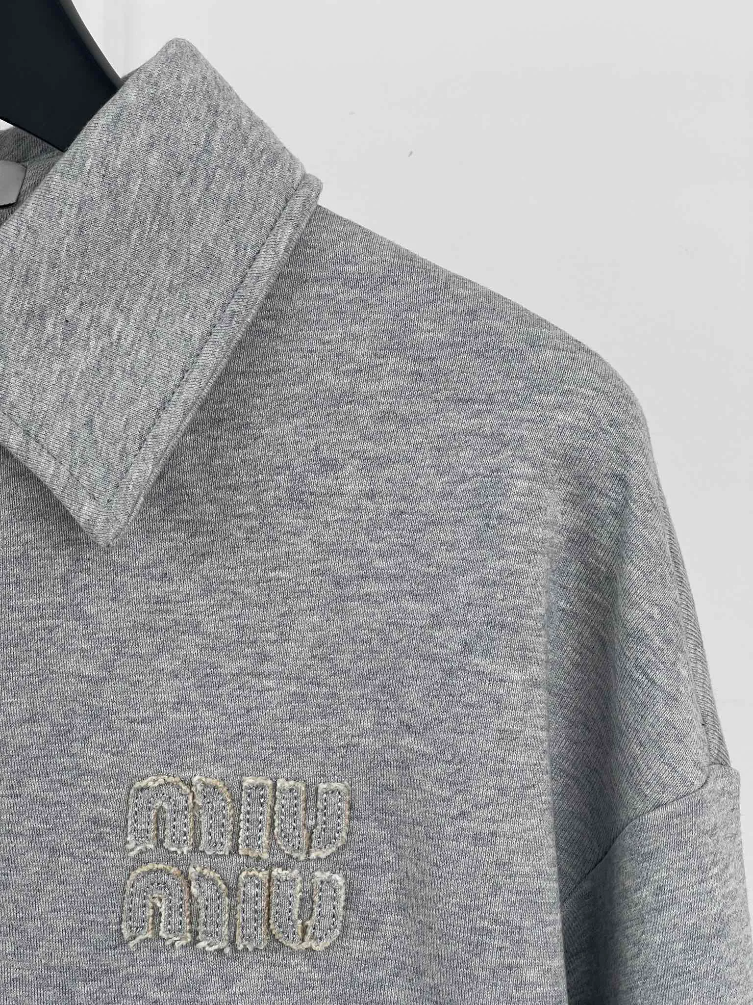 Women's Sweatshirts And Hoodies MIU MIU 17950176