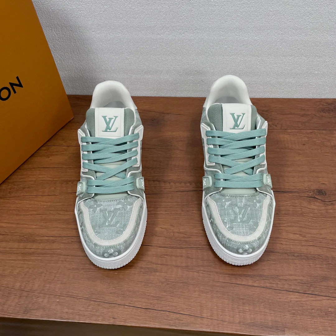 Men's Sneakers LOUIS VUITTON 17971449