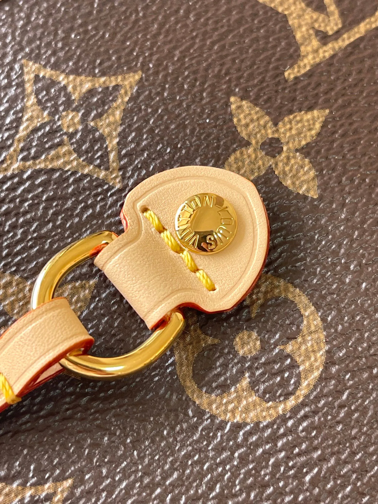 Women's Classic Handbags LOUIS VUITTON 18153069