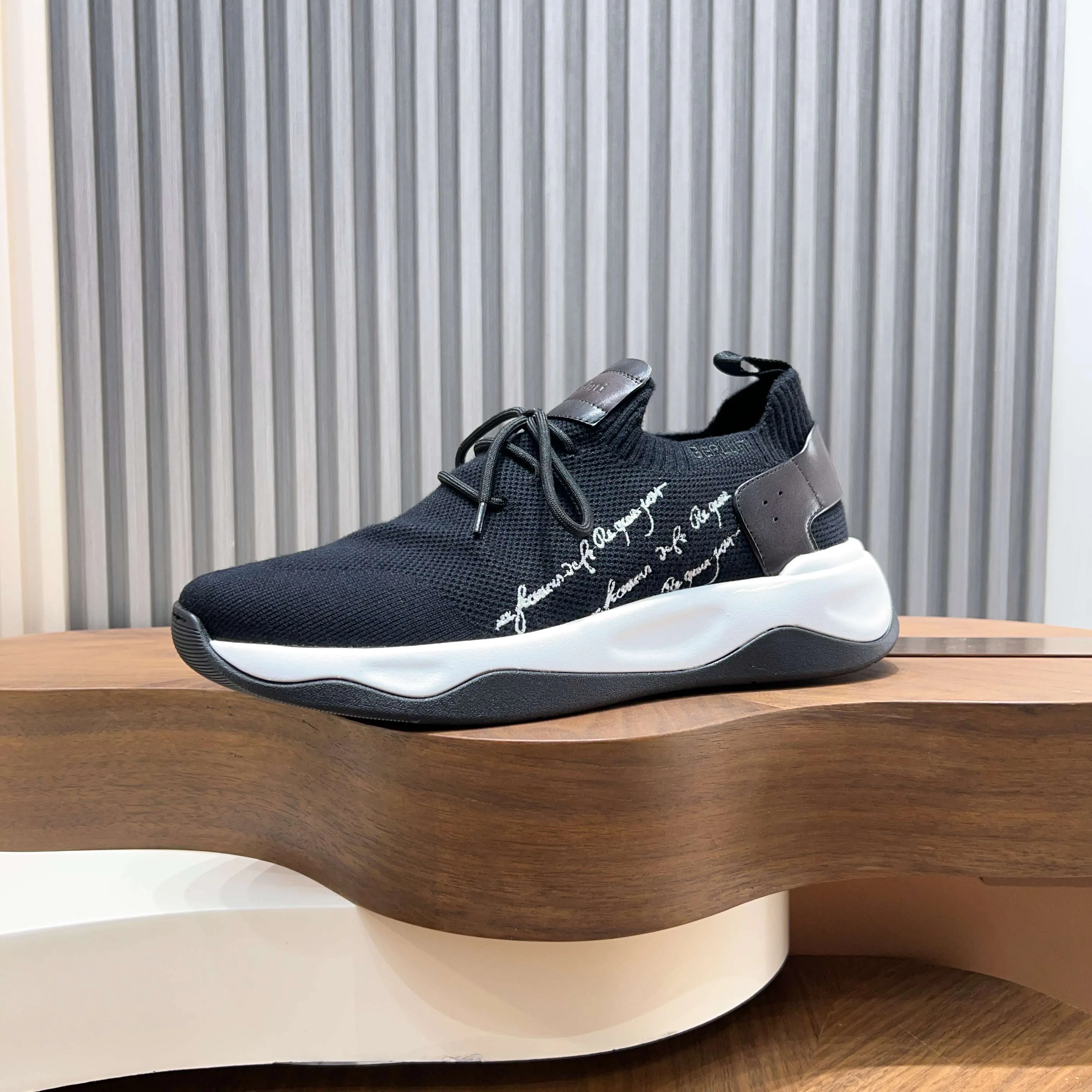 Men's Sneakers BERLUTI 18453033