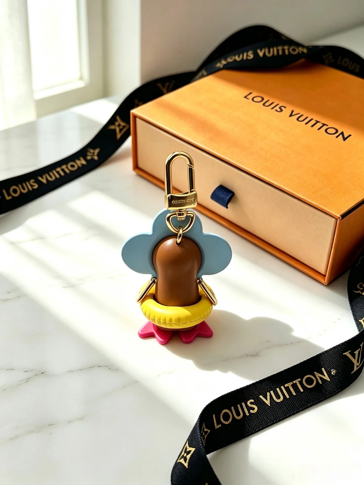 Key Cases LOUIS VUITTON 17833642