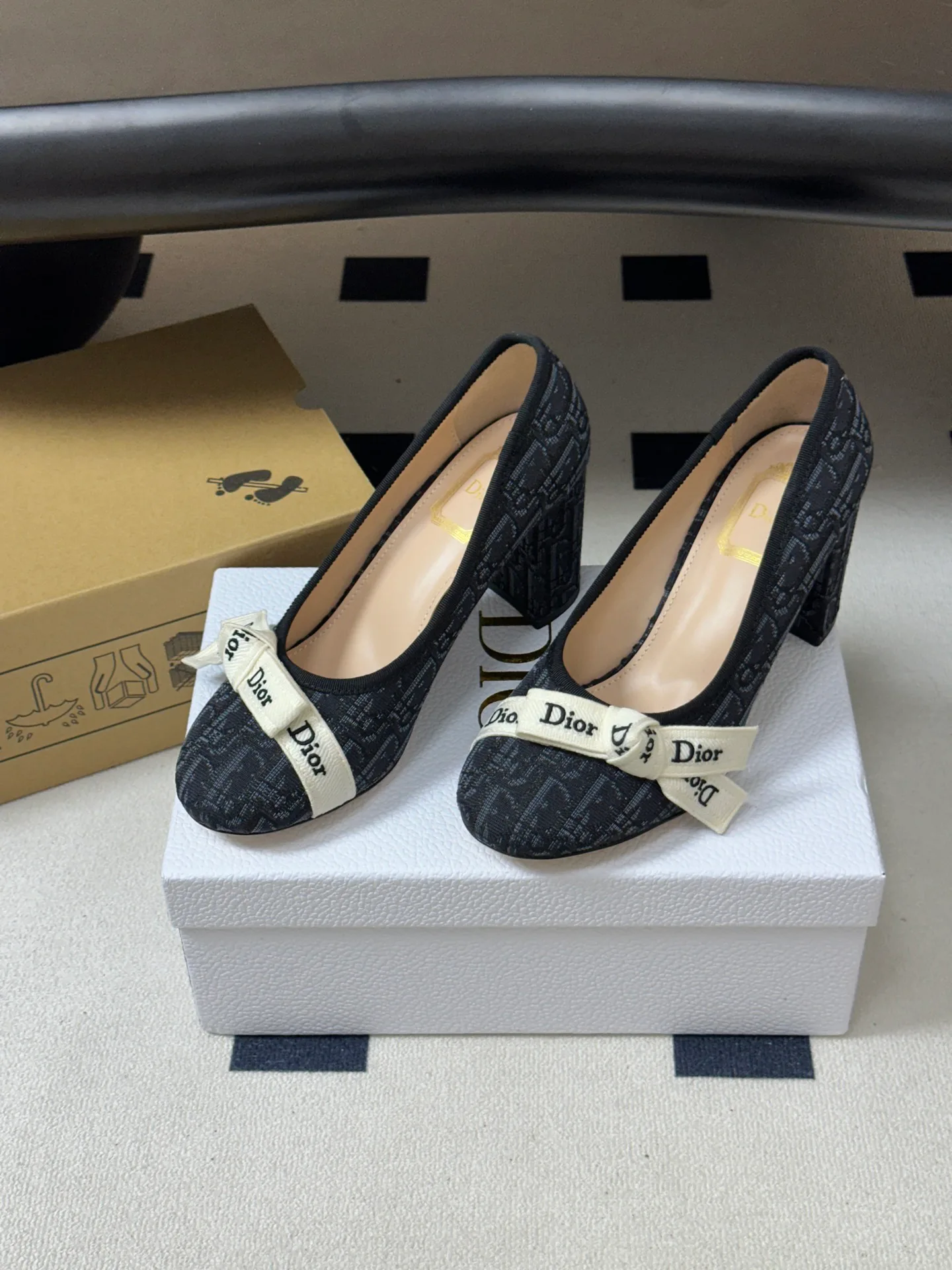 Women's Ballet Flats CHRISTIAN DIOR 18049440