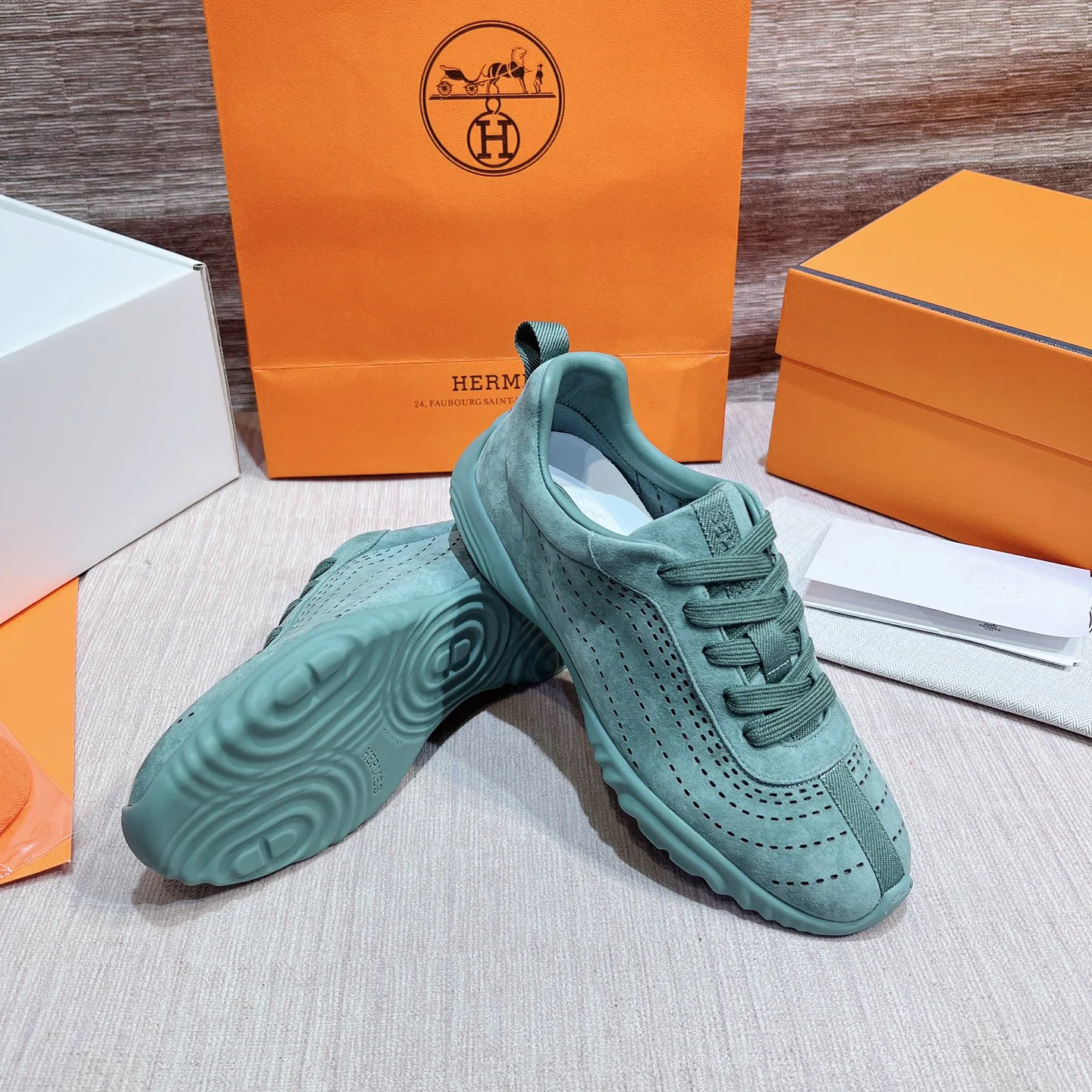 Women's Sneakers HERMES 17749566