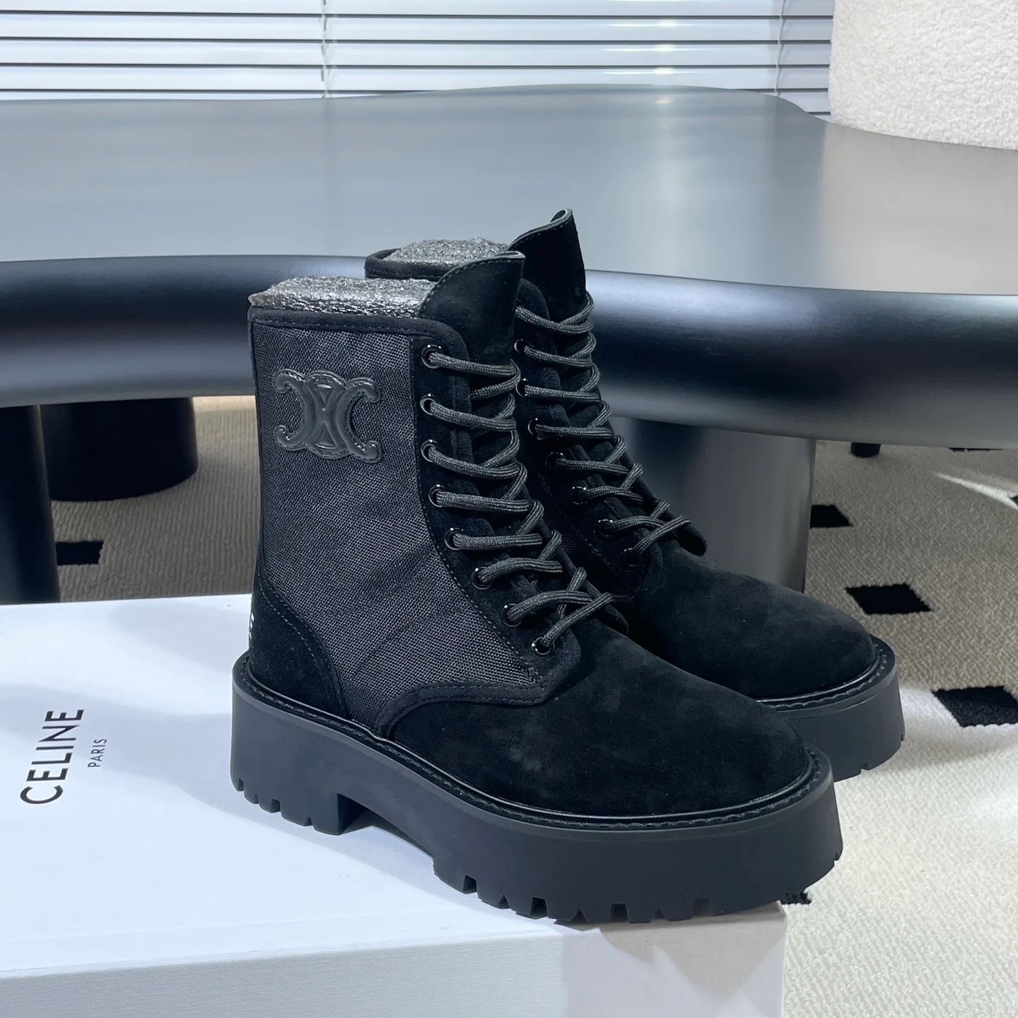 Women's Ankle Boots CELINE 18041608