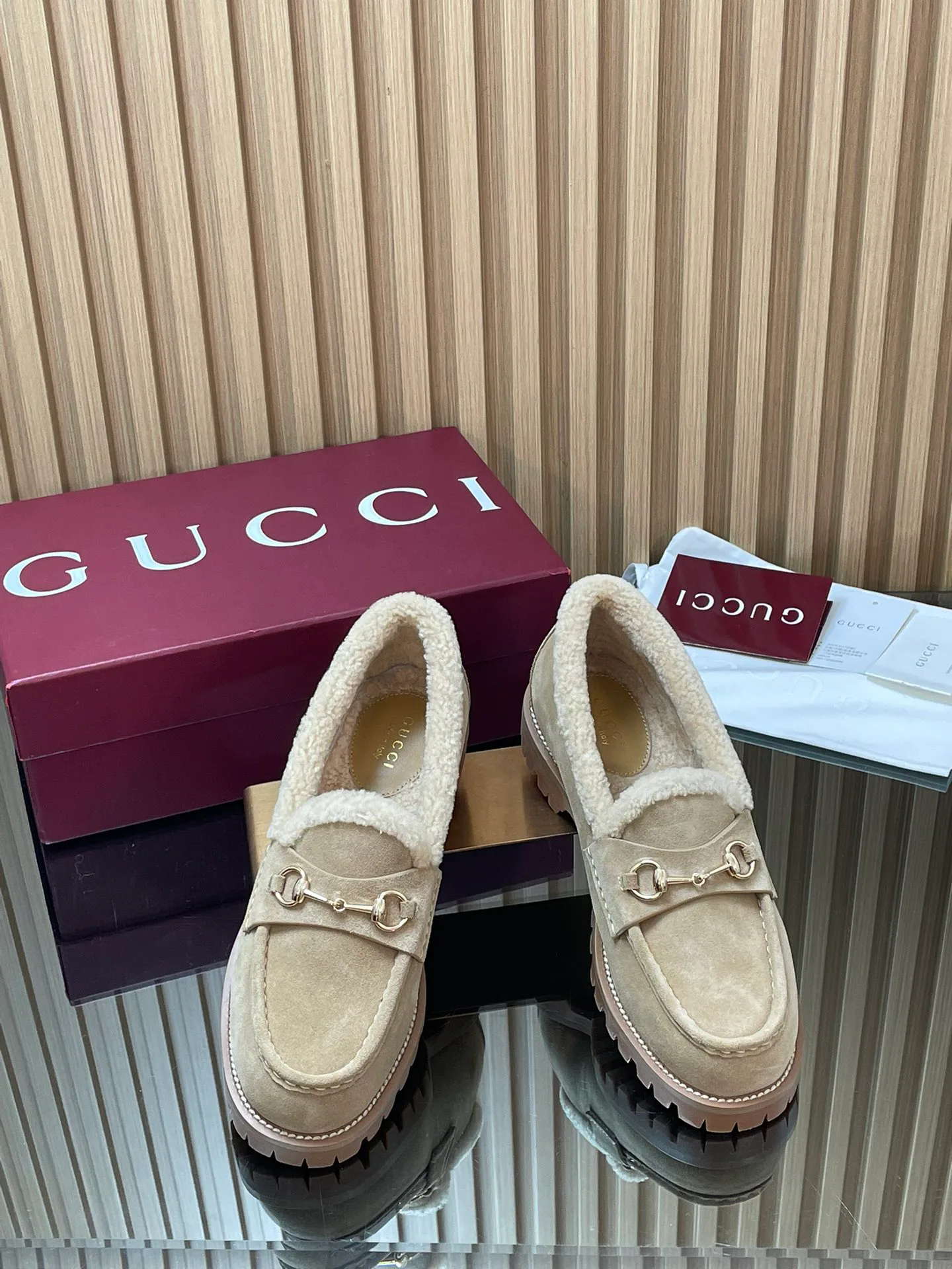 Women's Loafers And Moccasins GUCCI 18187054