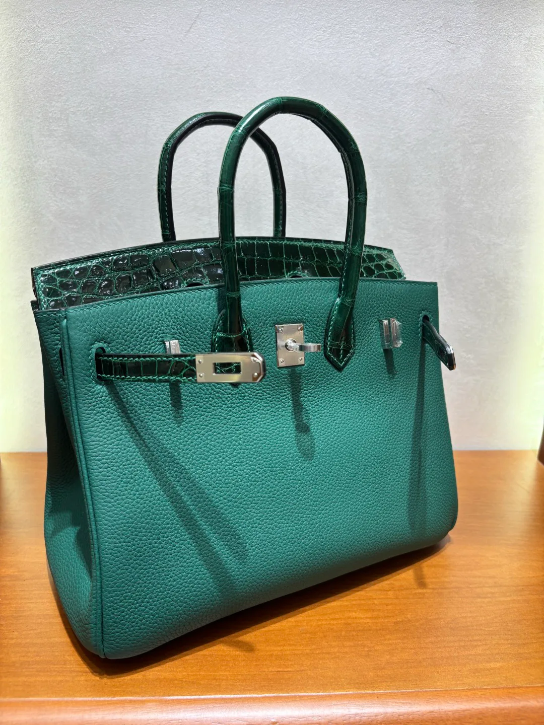 Women's Classic Handbags HERMES 17415808
