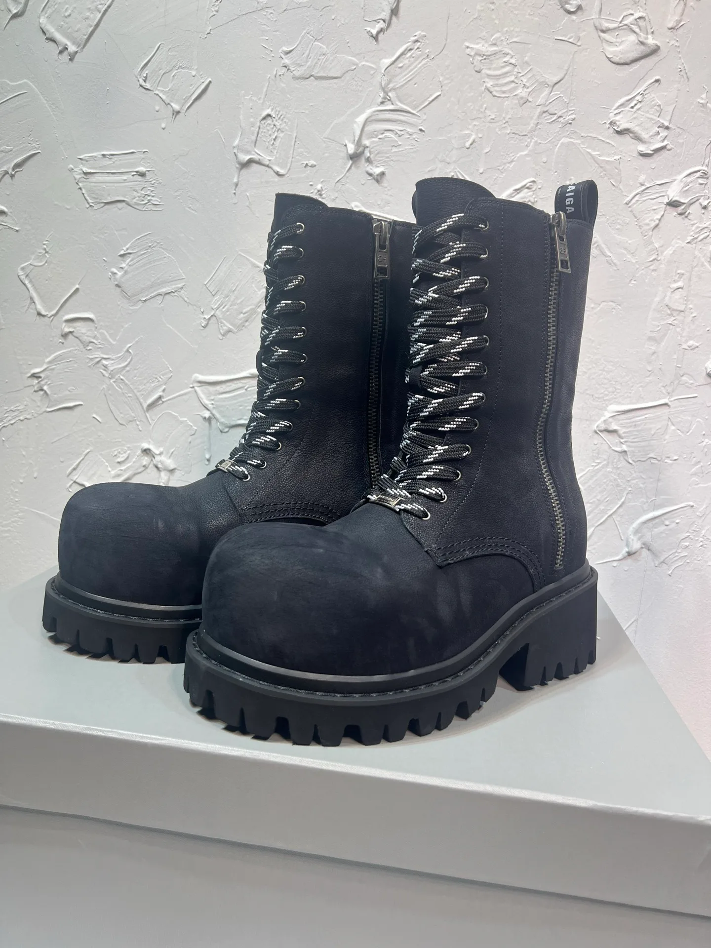 Women's Ankle Boots BALENCIAGA 18225224