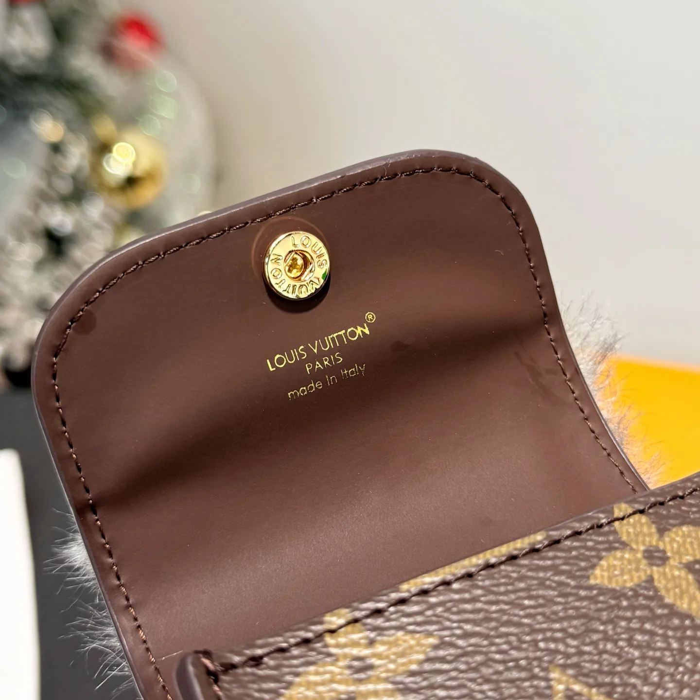 Key Cases LOUIS VUITTON 17886408
