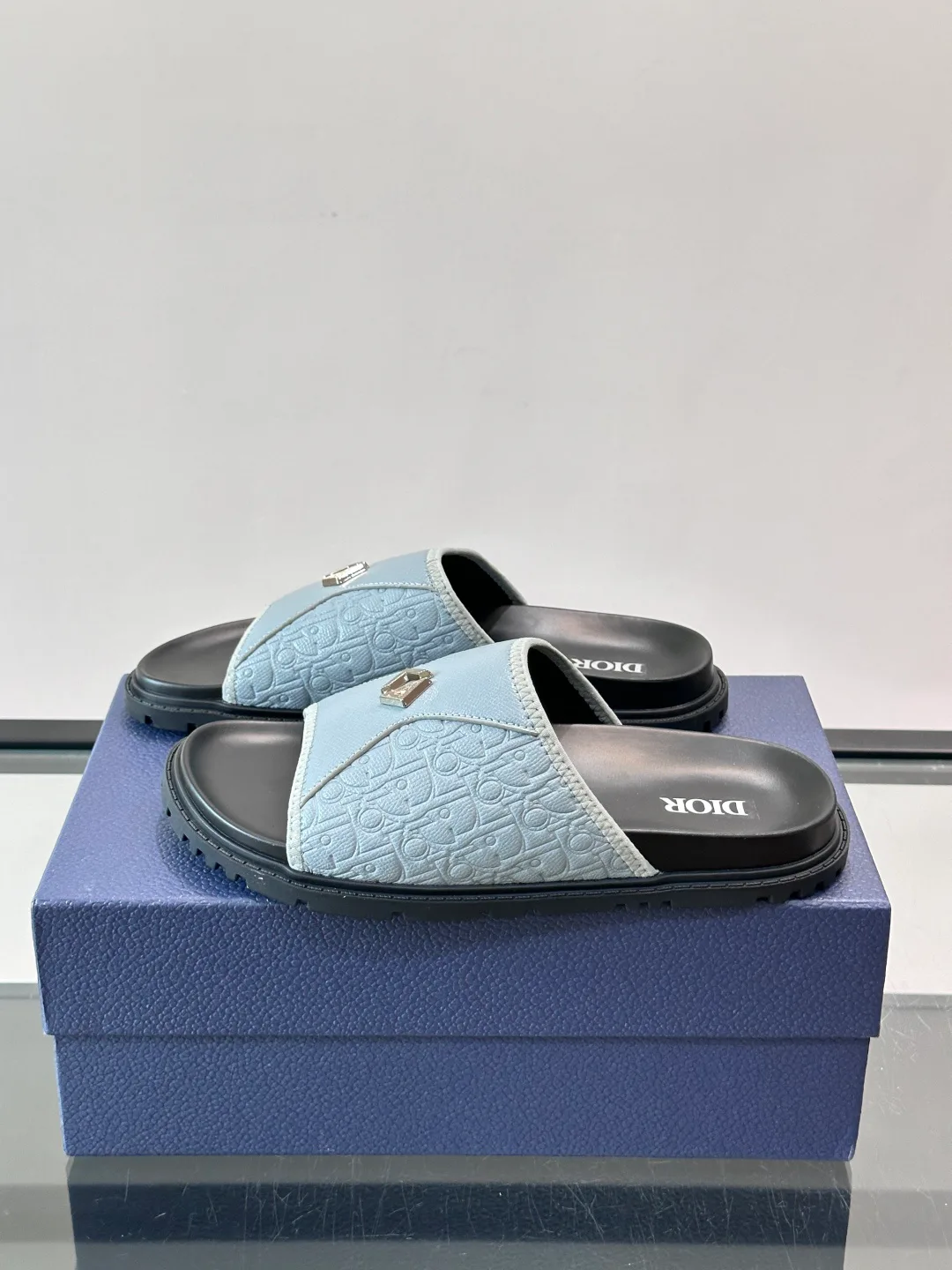 Women's Flip-Flops CHRISTIAN DIOR 17192587