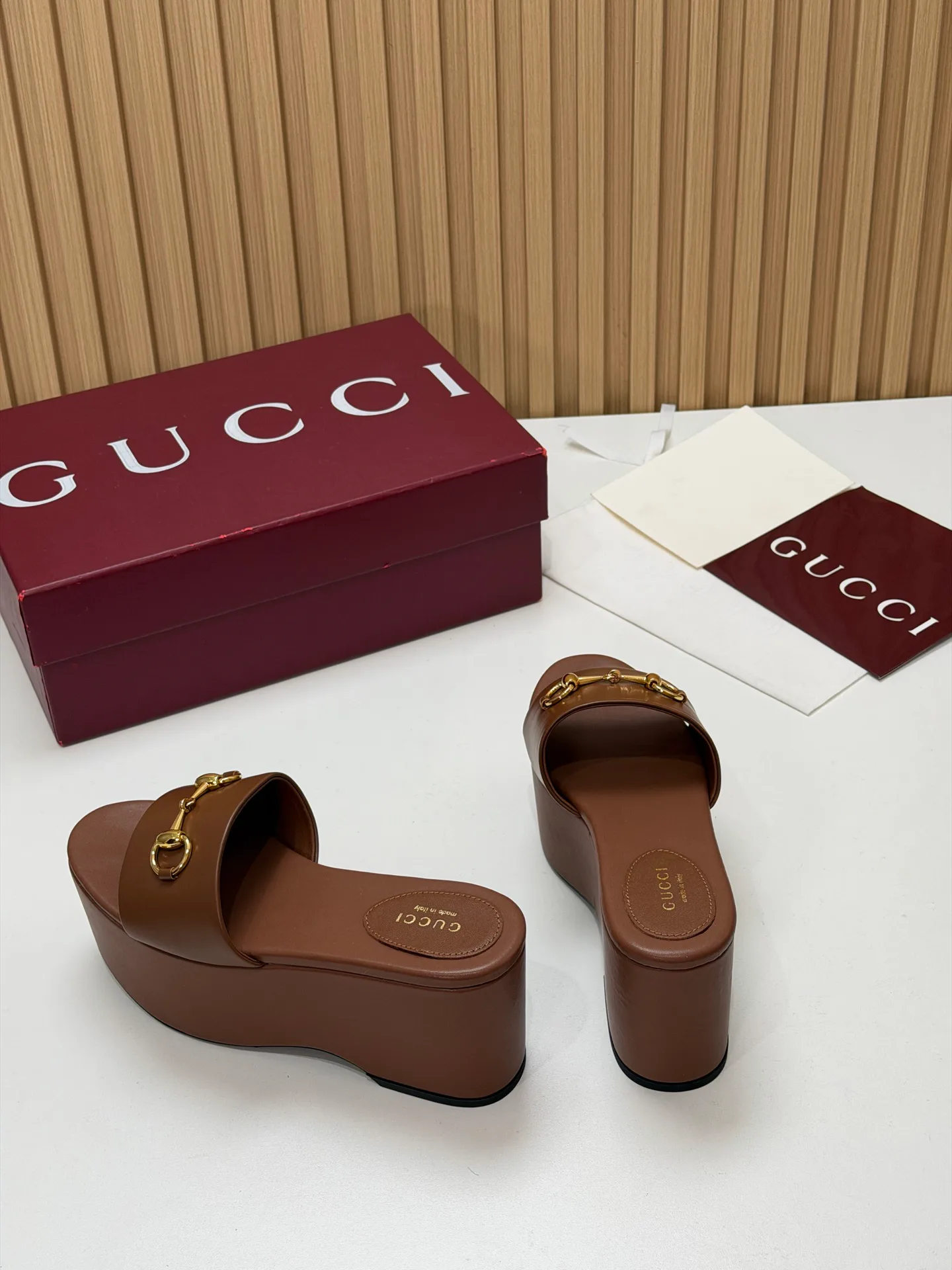 Women's Open-Toe Sandals GUCCI 17631679