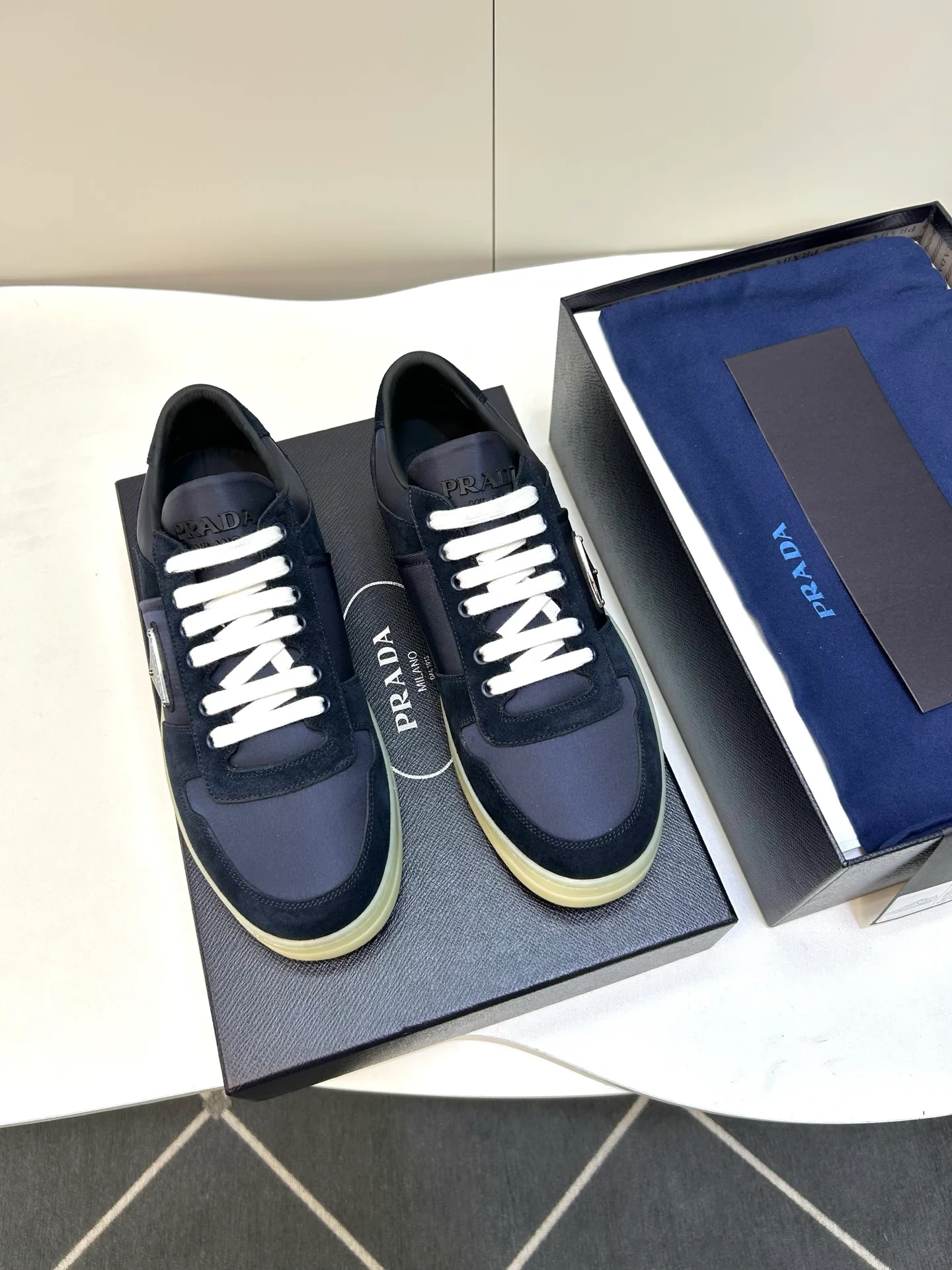 Men's Sneakers PRADA 18267436