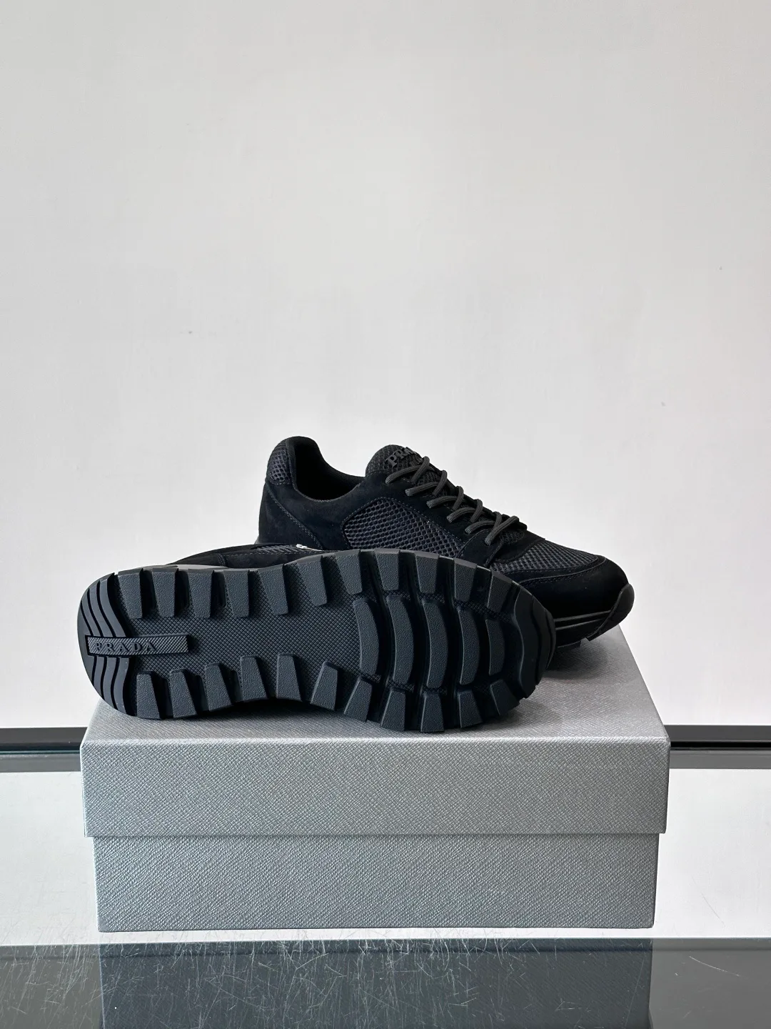 Men's Sneakers PRADA 18102650