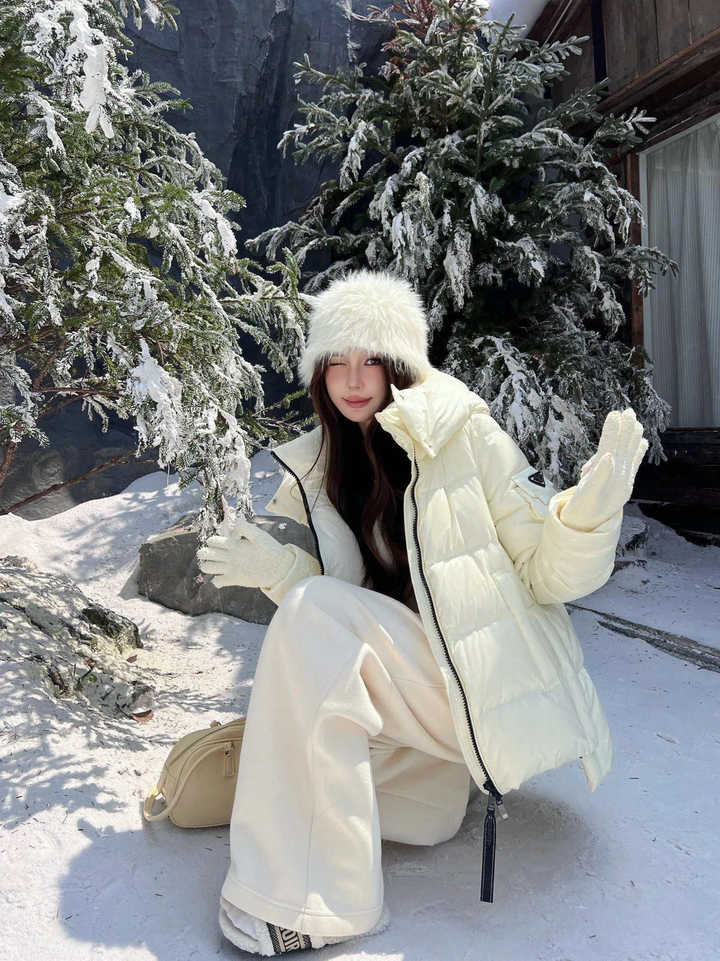 Women's Jackets And Down Jackets PRADA 18334586