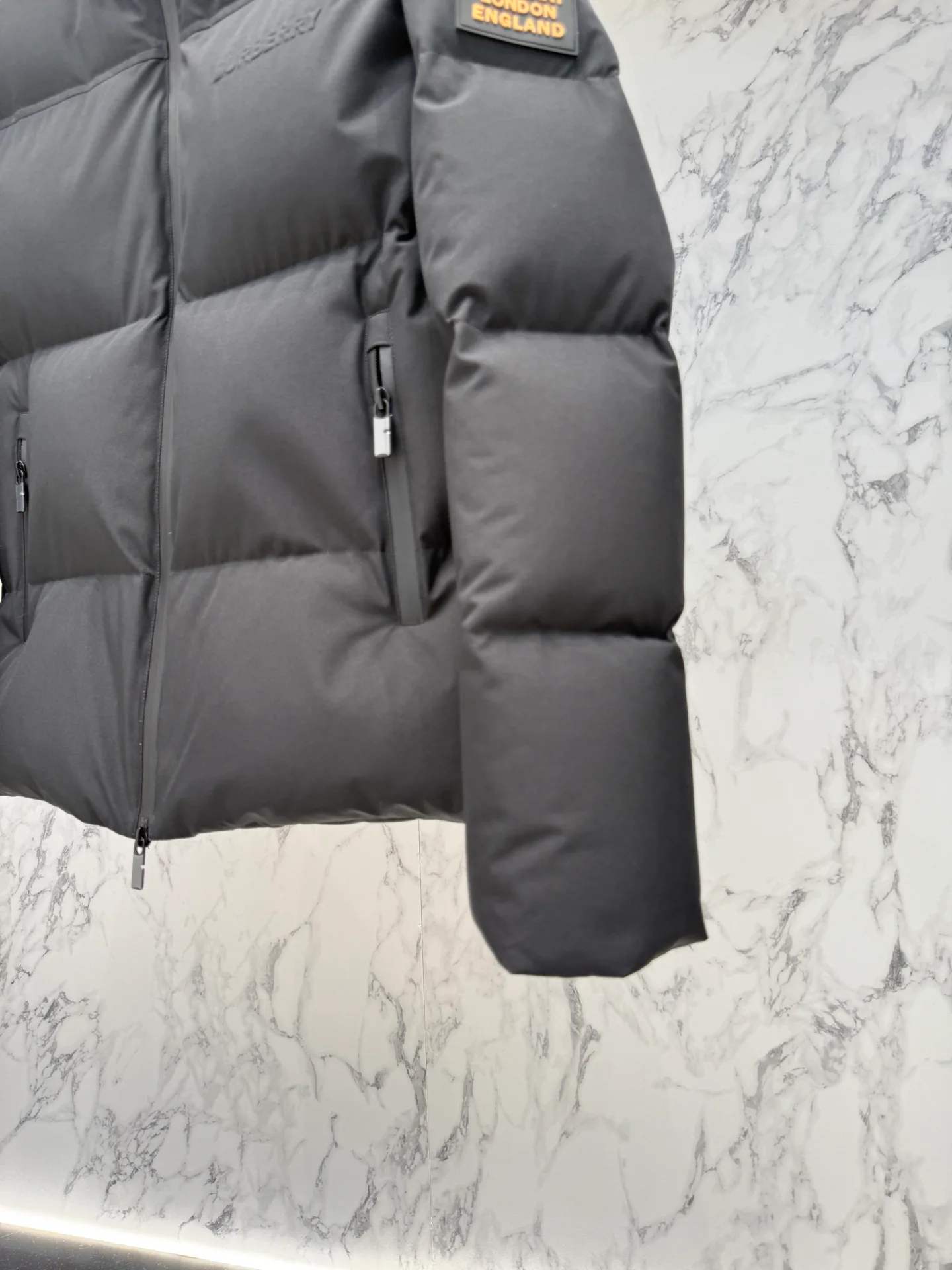 Women's Jackets And Down Jackets BURBERRY 18279264