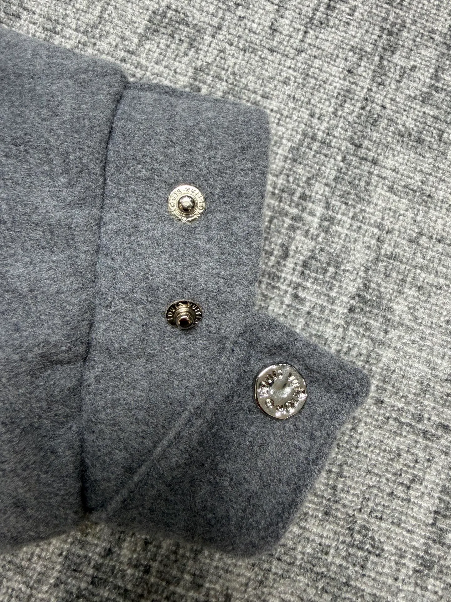 Men's Jackets And Down Jackets LOUIS VUITTON 18216864
