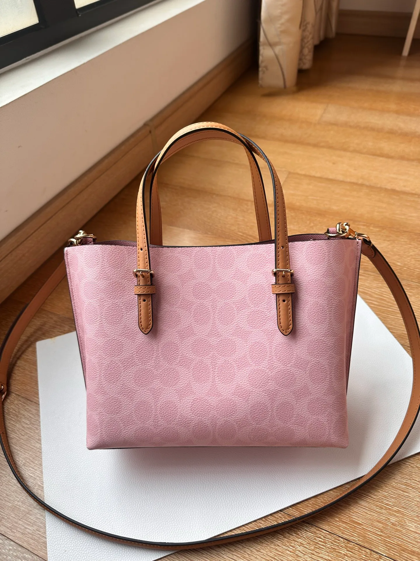Women's Classic Handbags COACH 17961062