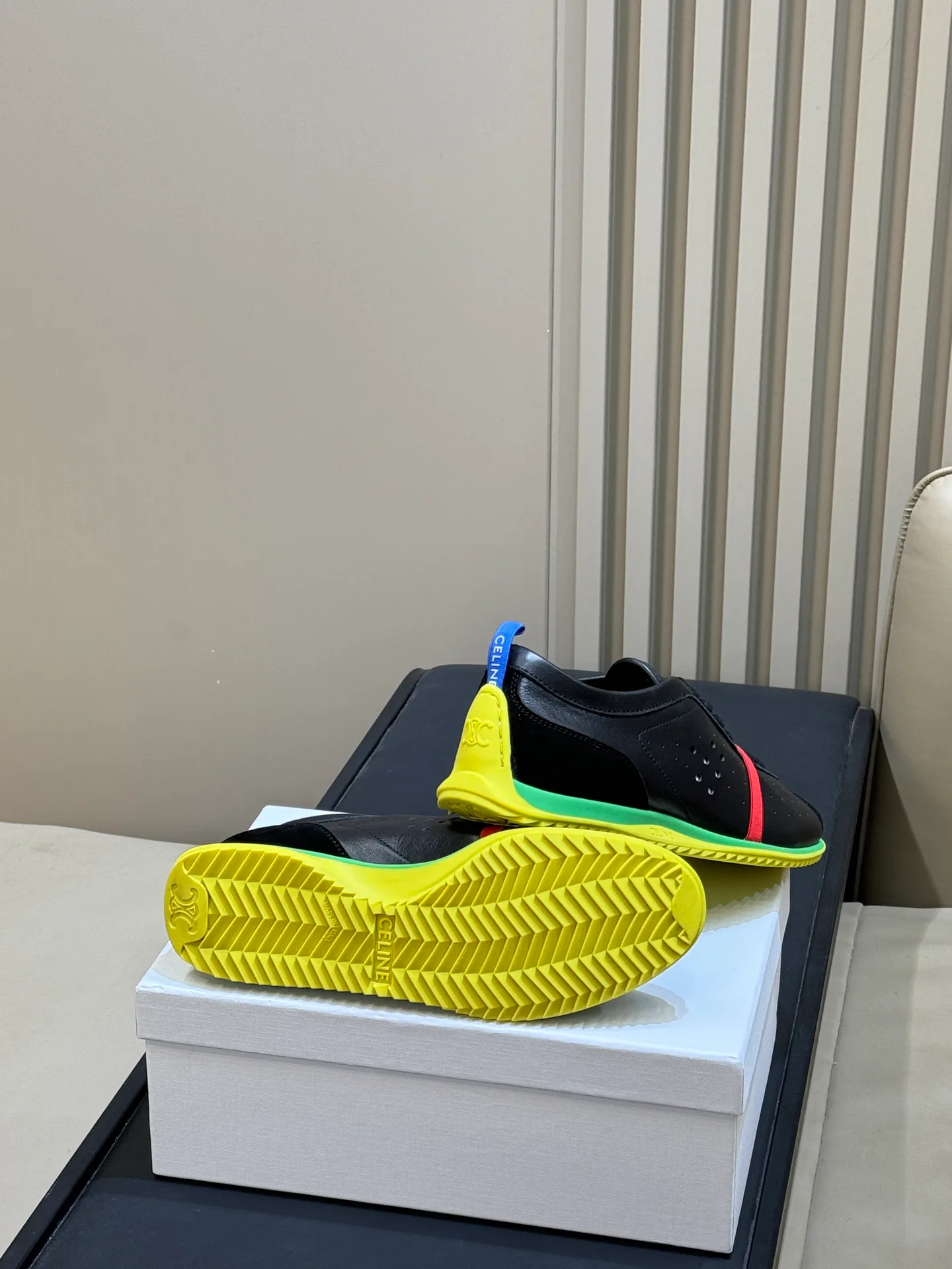 Women's Sneakers CELINE 18073021