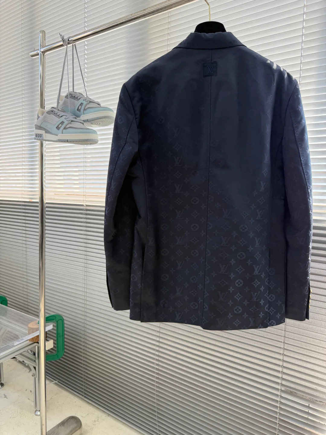Men's Blazers LOUIS VUITTON 18320157