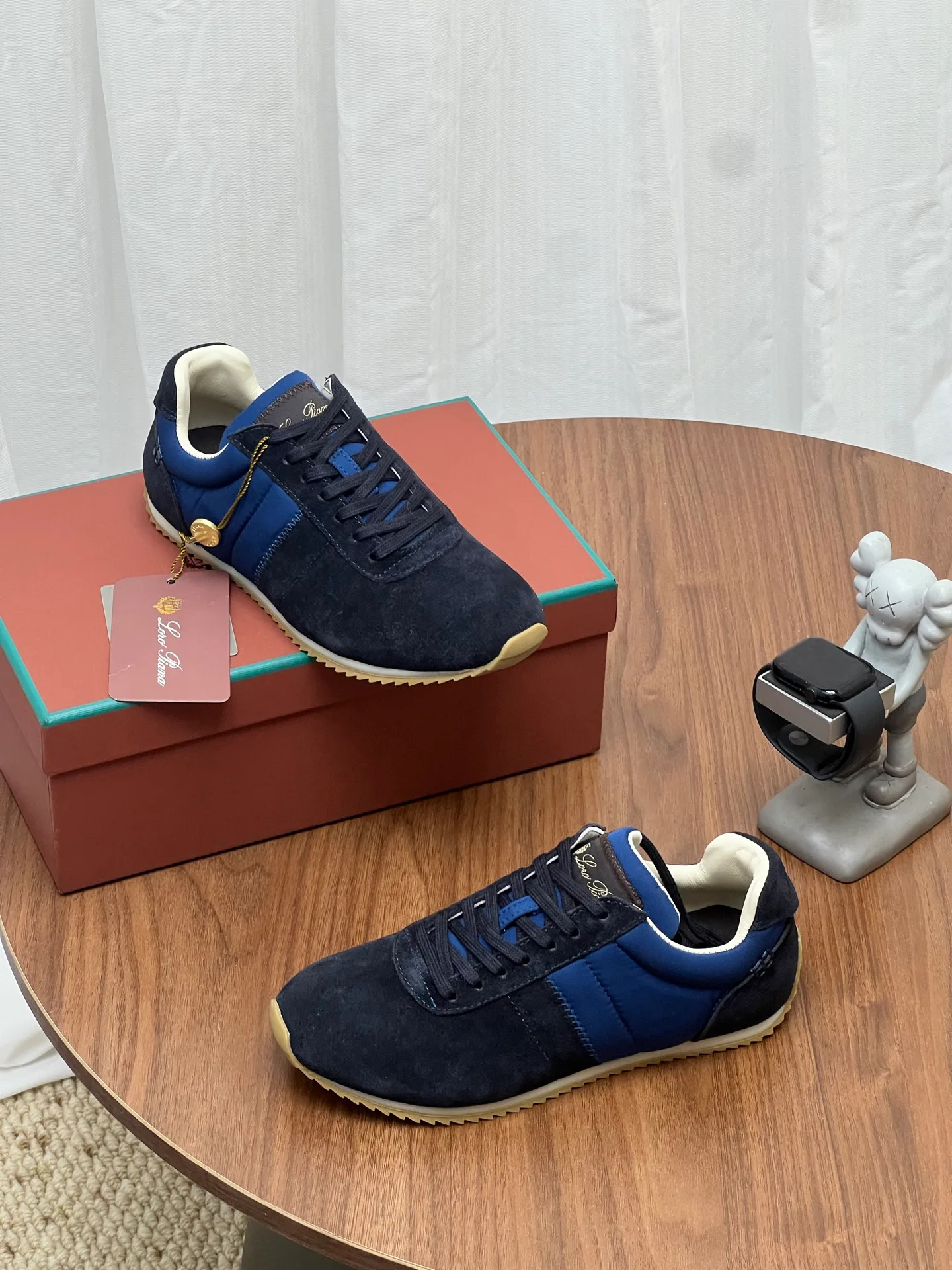Women's Sneakers LORO PIANA 17787094