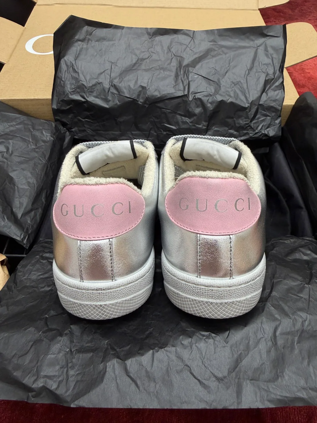 Women's Sneakers GUCCI 18448010