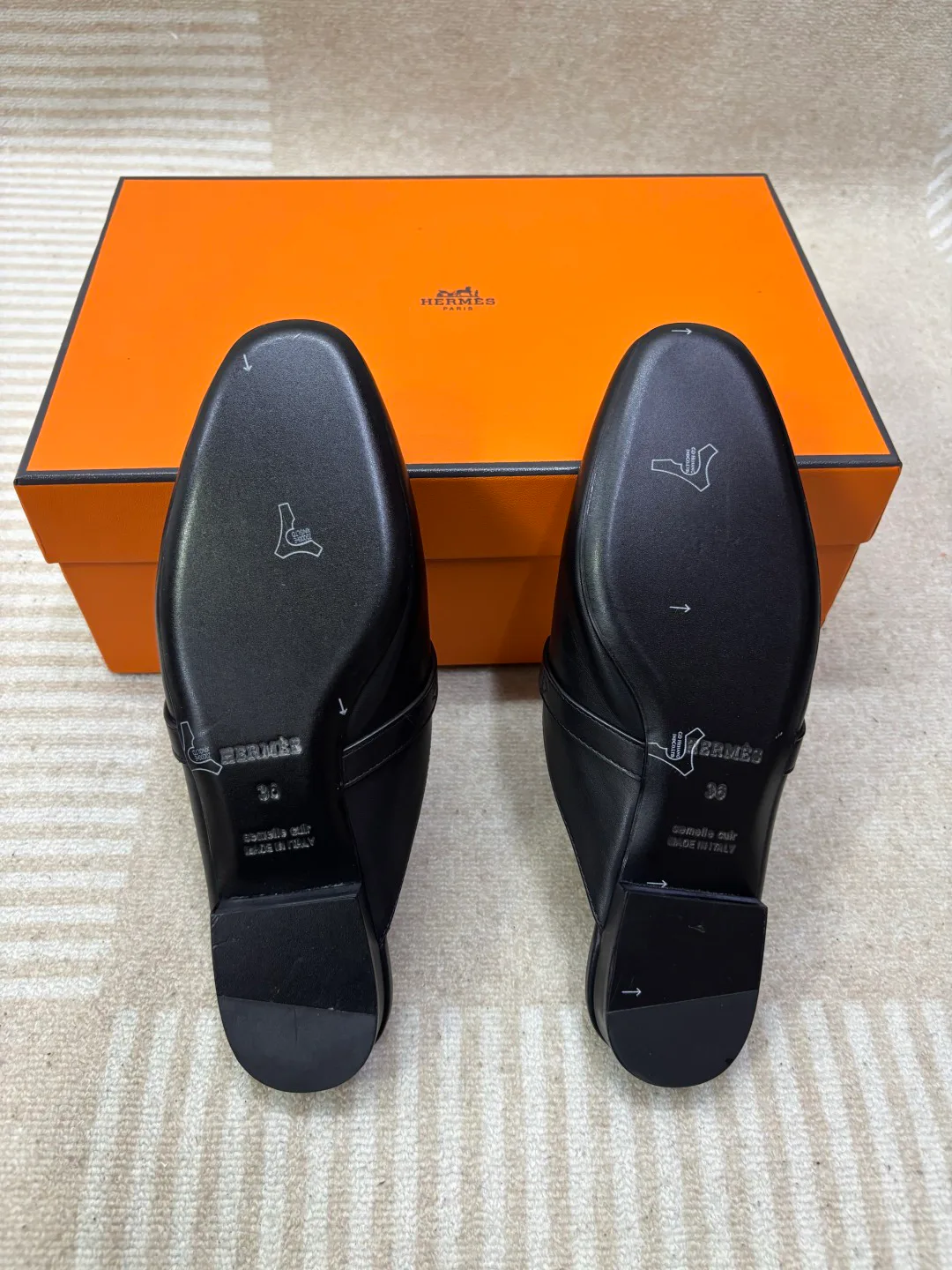 Women's Mules And Clogs HERMES 18126894
