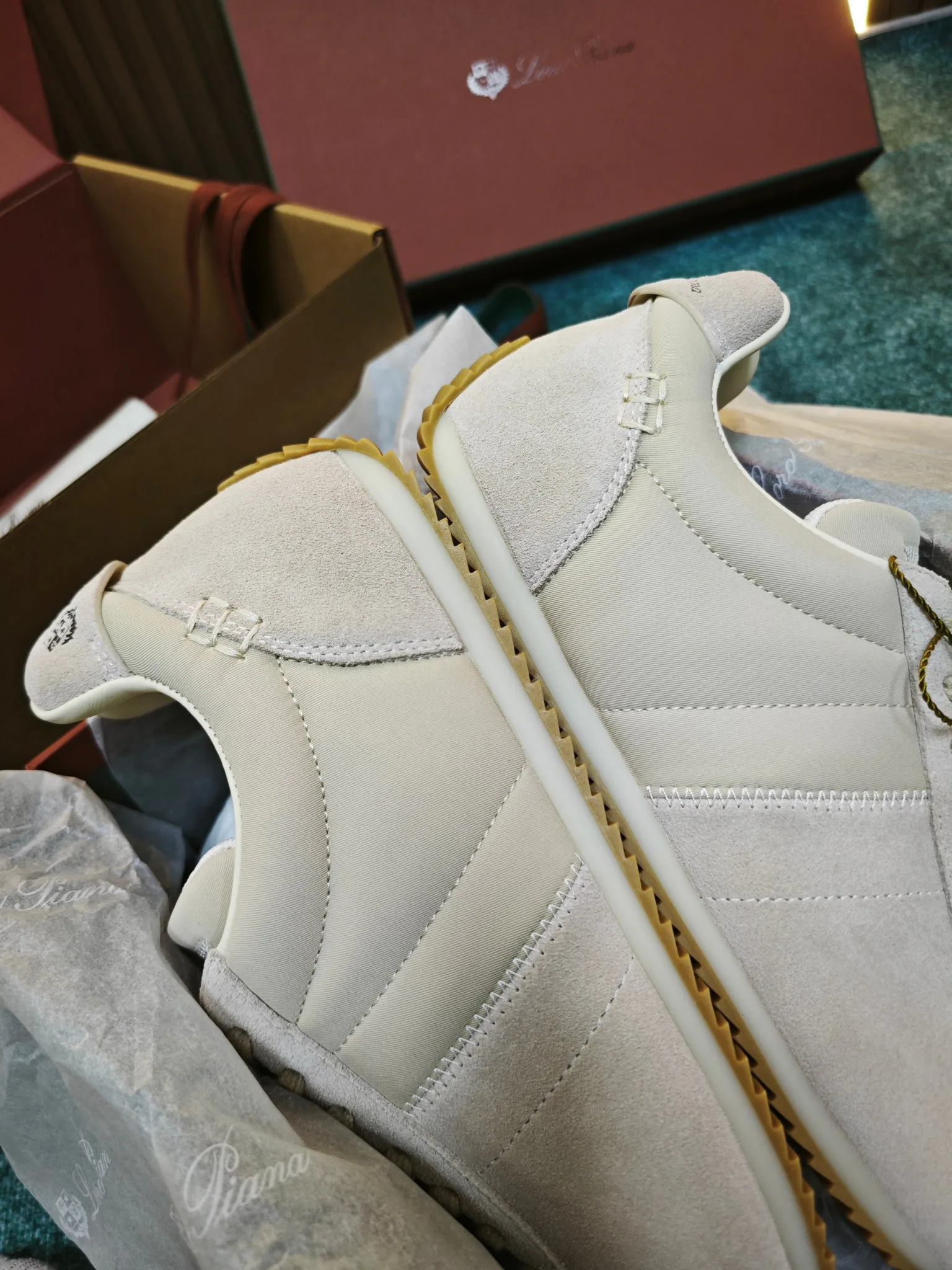 Women's Sneakers LORO PIANA 17882519