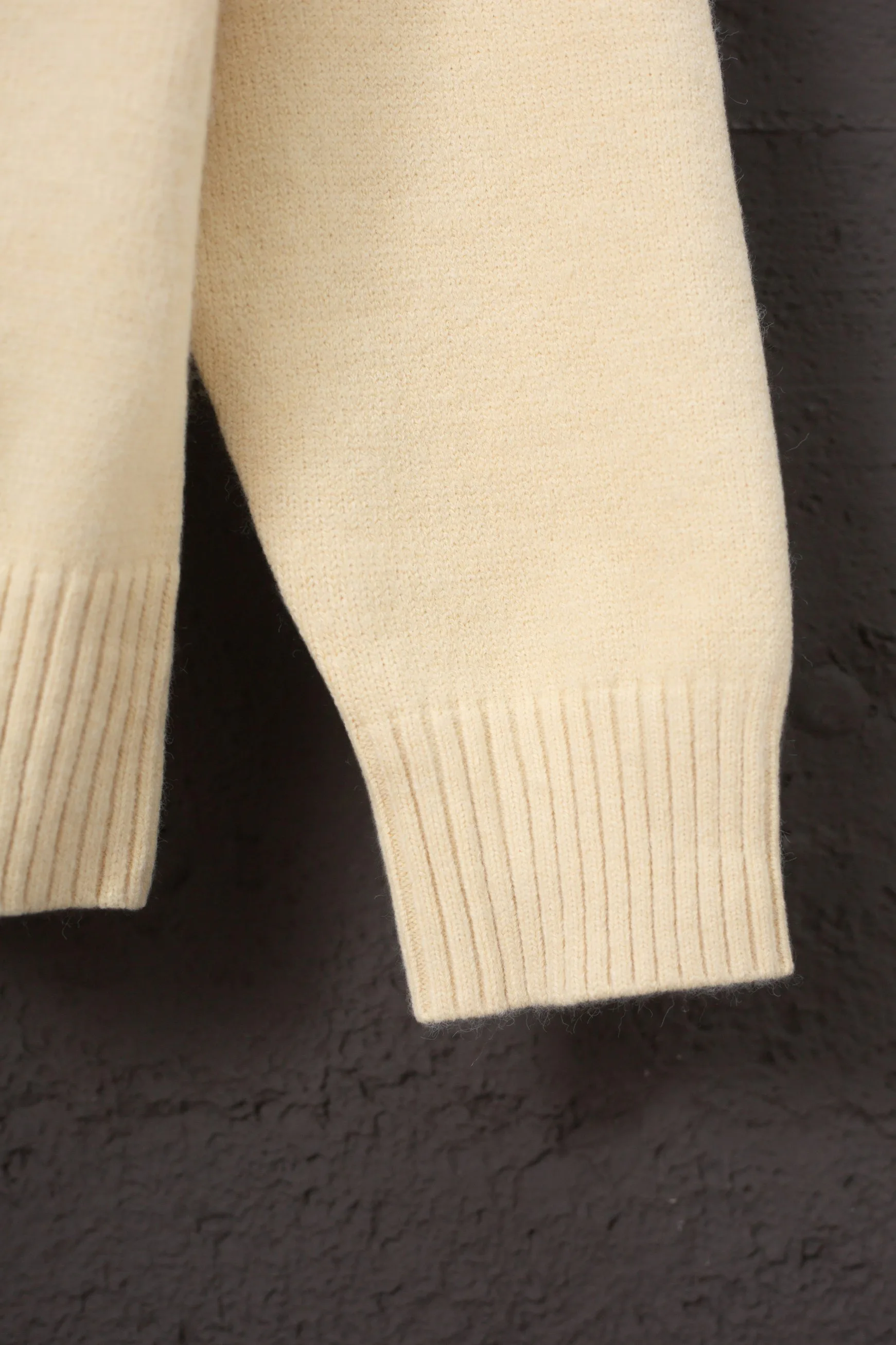 Men's Jumpers And Sweaters AMI PARIS 17808024