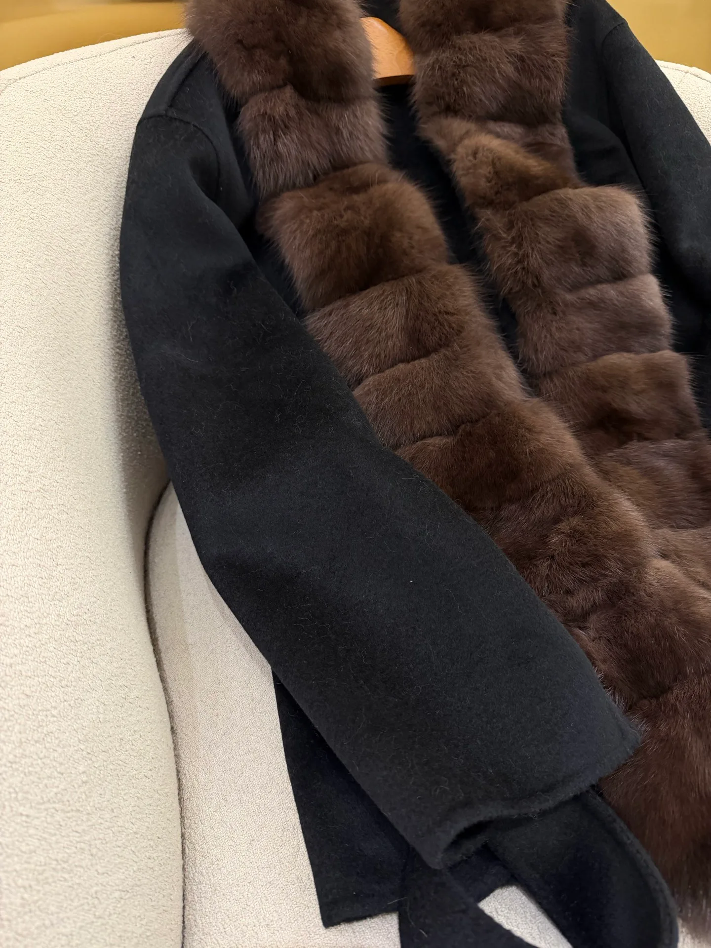 Women's Coats LORO PIANA 18503500
