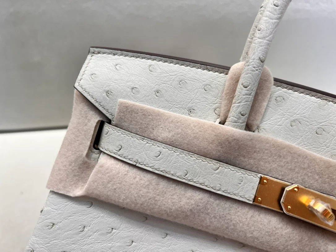 Women's Classic Handbags HERMES 18126517
