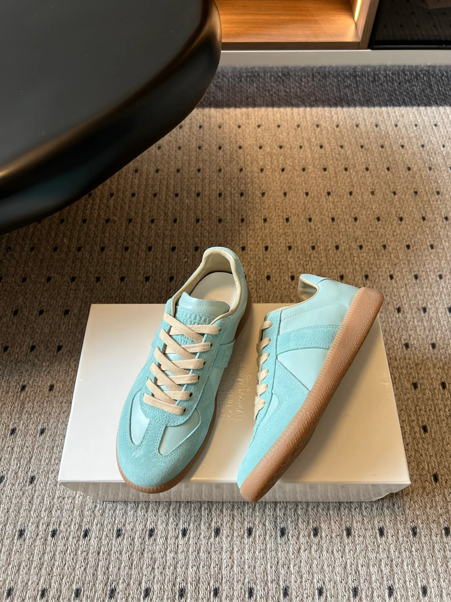 Women's Sneakers MAISON MARGIELA 17419544