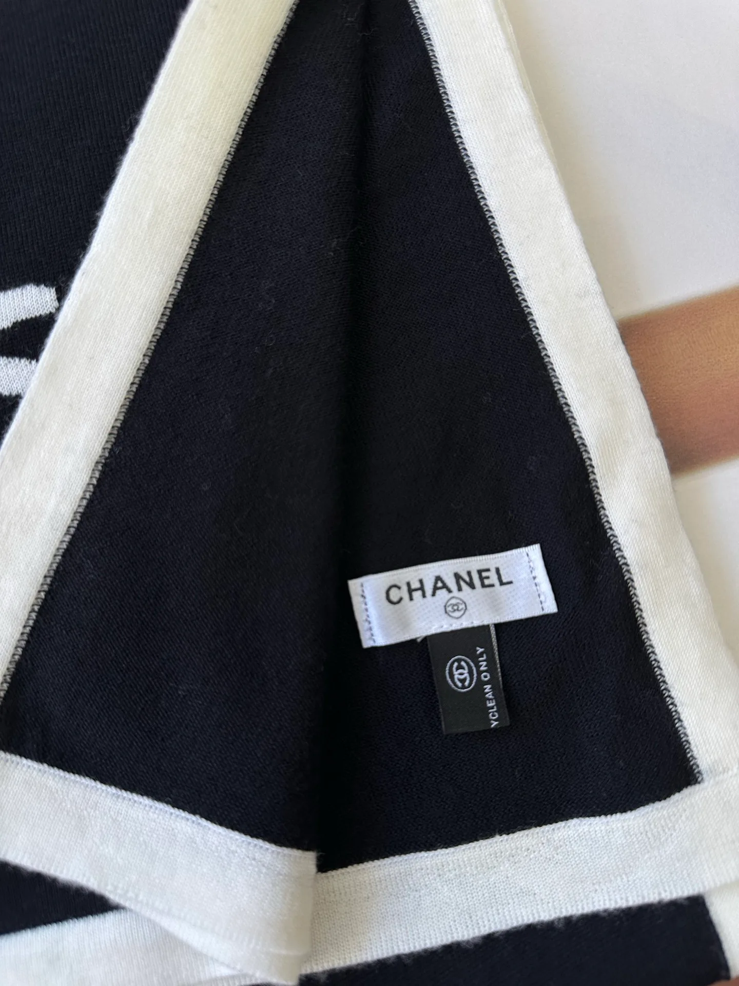 Scarves CHANEL 18127778