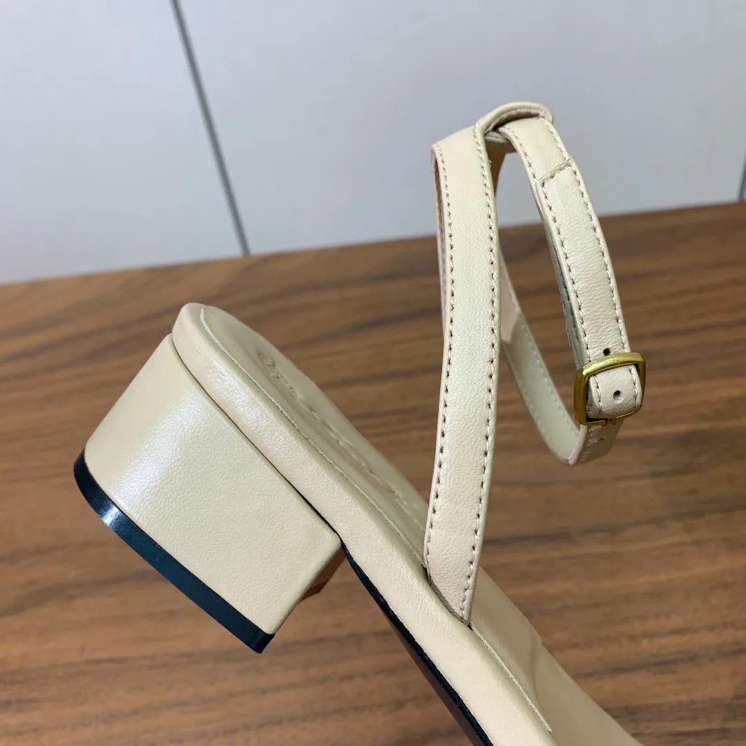 Women's Open-Toe Sandals LORO PIANA 17631642